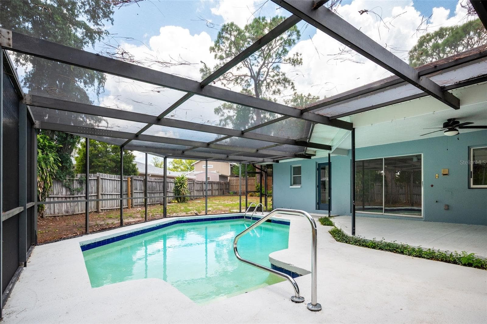 Screened in pool - 504 BAMBOO CT, TARPON SPRINGS