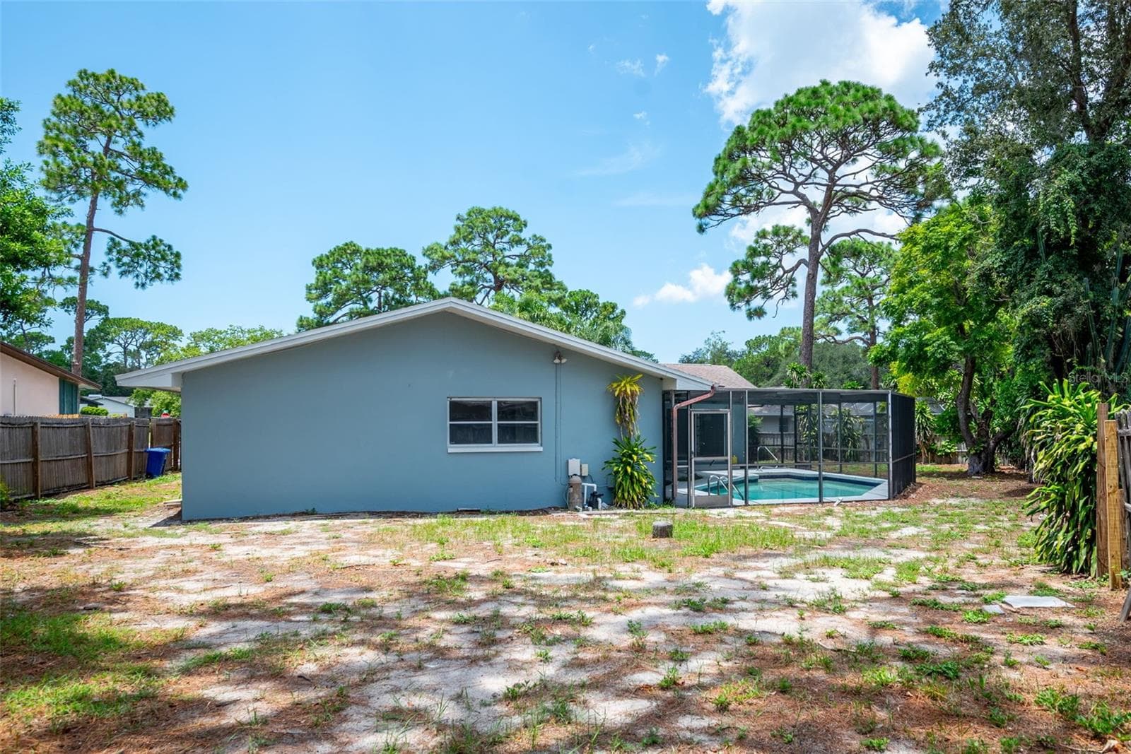 Backyard - 504 BAMBOO CT, TARPON SPRINGS