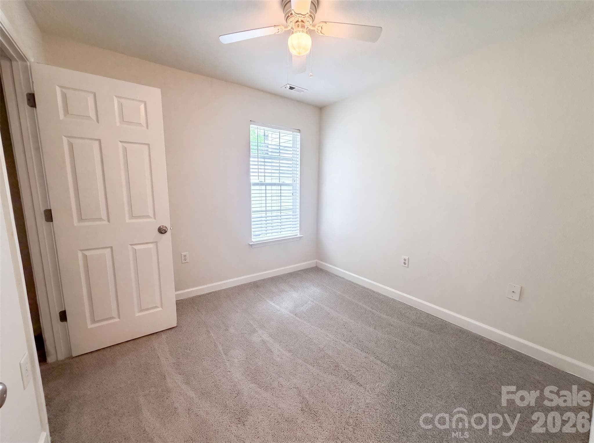Townhouse at 946 Olde Towne Way, Rock Hill, photo 10 of 15