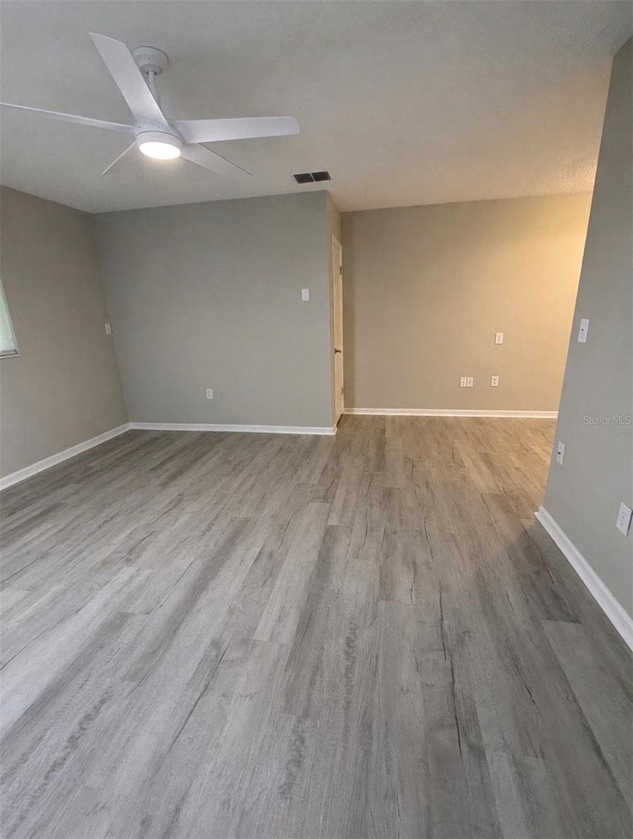 Living Room/ Dining Area - 434 AVENUE D SE, WINTER HAVEN