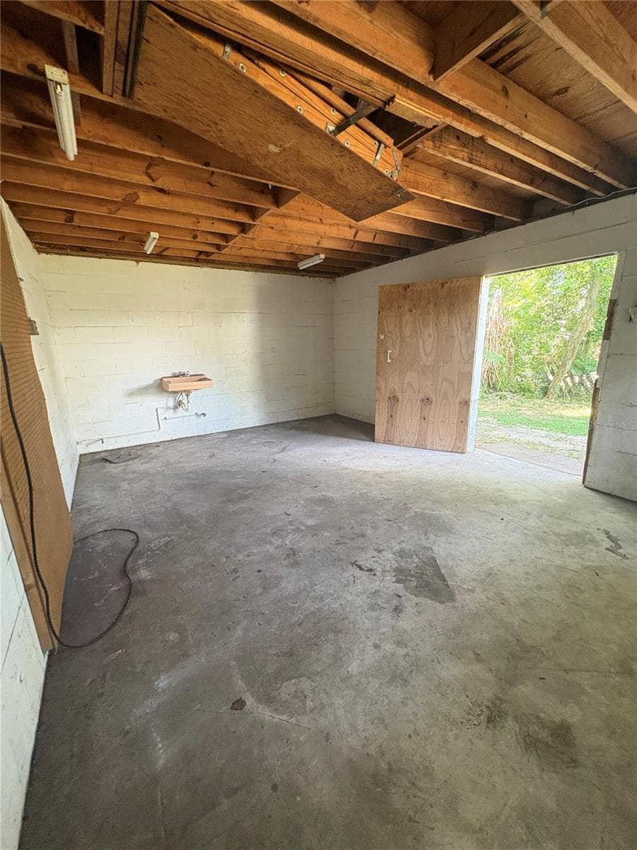 Workshop Interior - 434 AVENUE D SE, WINTER HAVEN