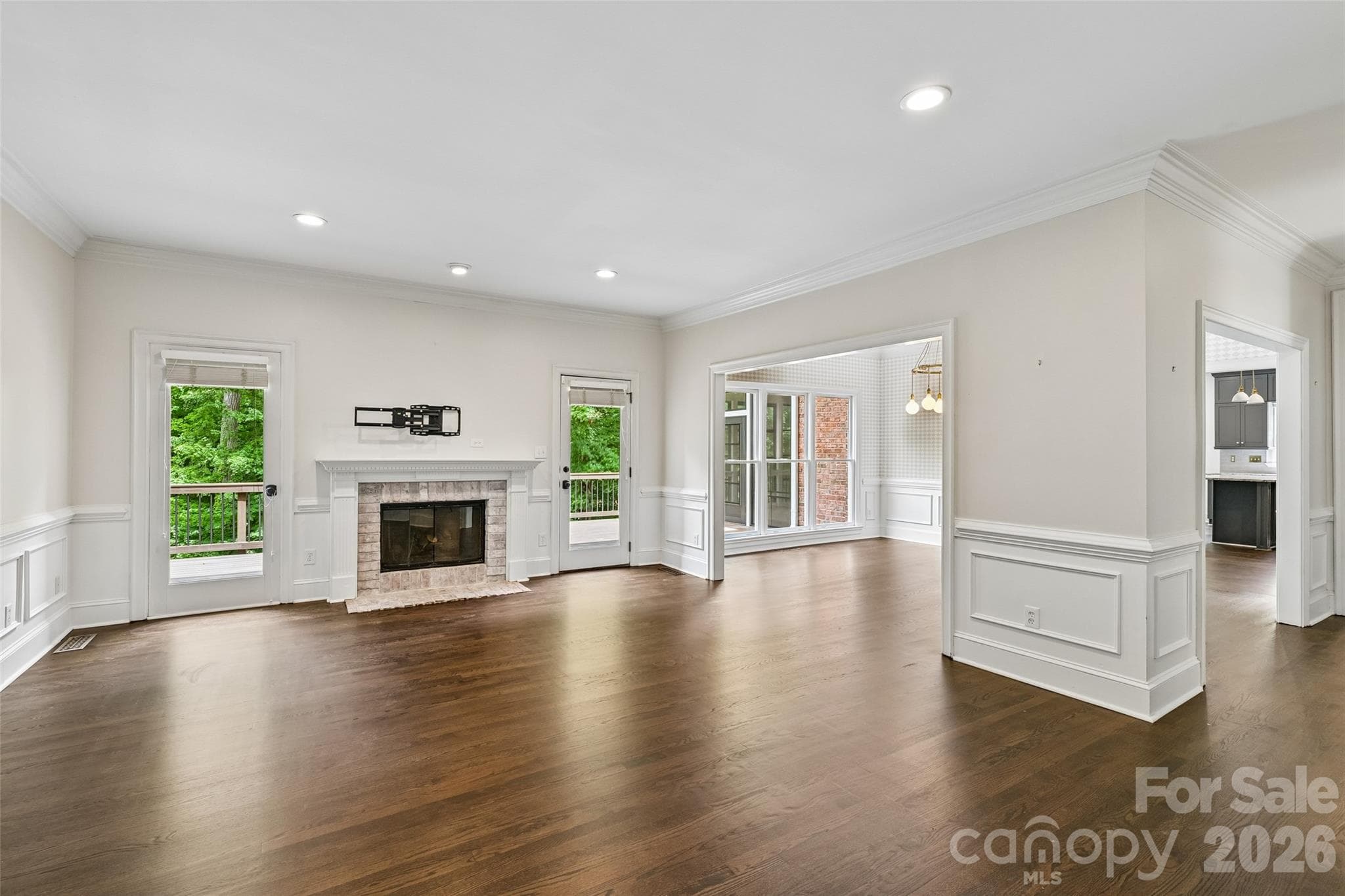 Single Family Residence at 5609 Camilla Drive, Charlotte, photo 3 of 48