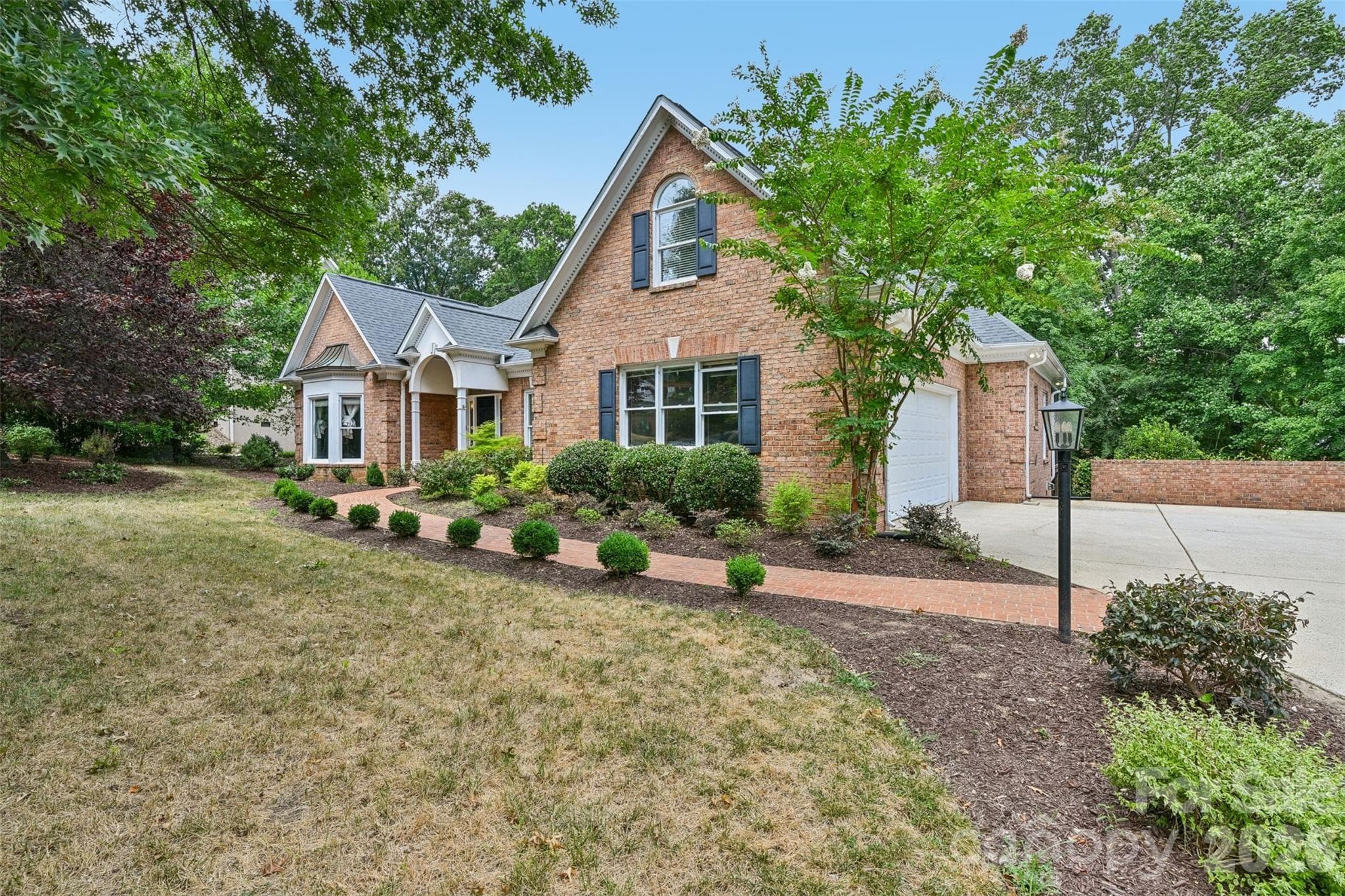 Single Family Residence at 5609 Camilla Drive, Charlotte, photo 9 of 48