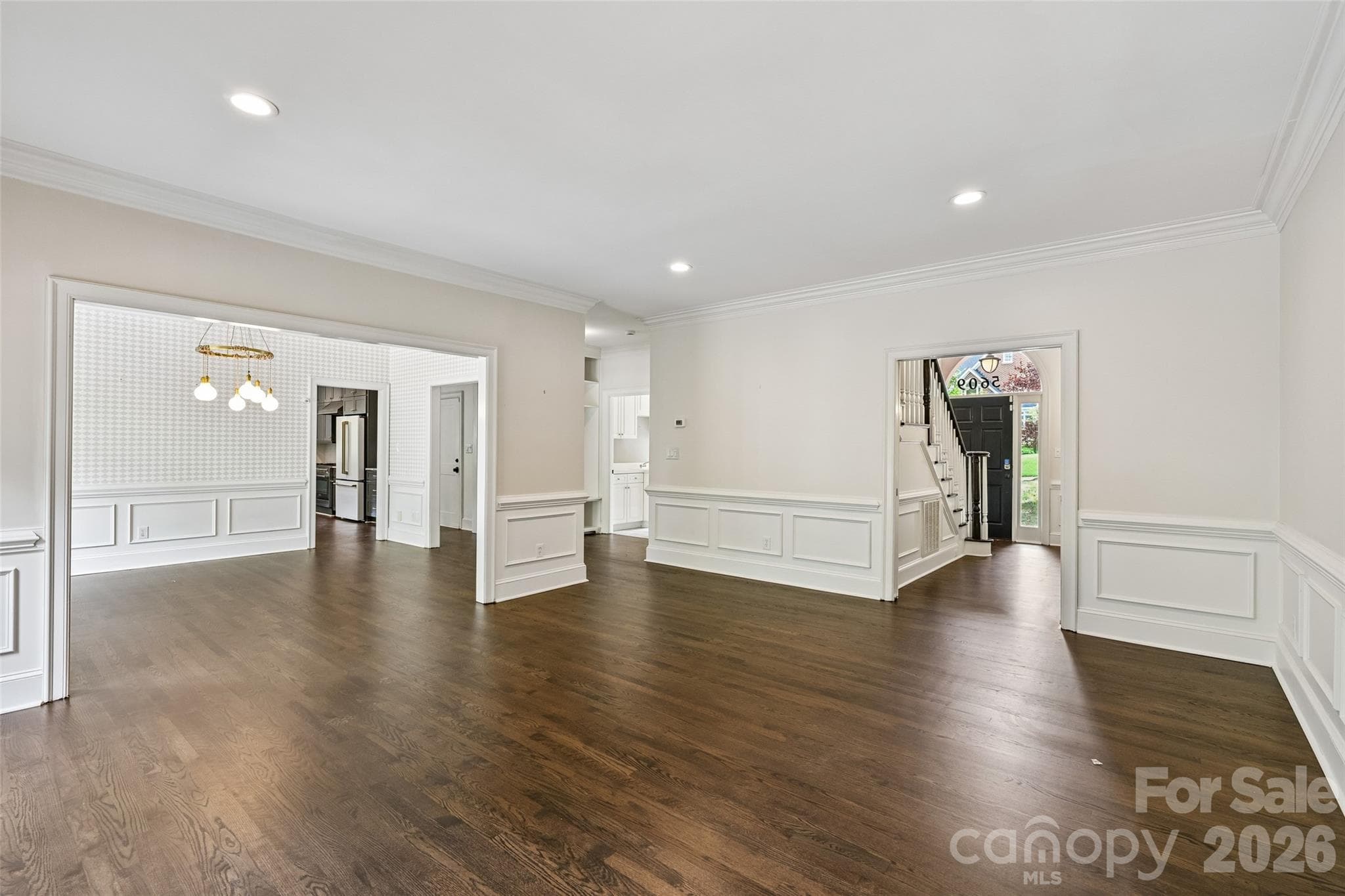 Single Family Residence at 5609 Camilla Drive, Charlotte, photo 13 of 48