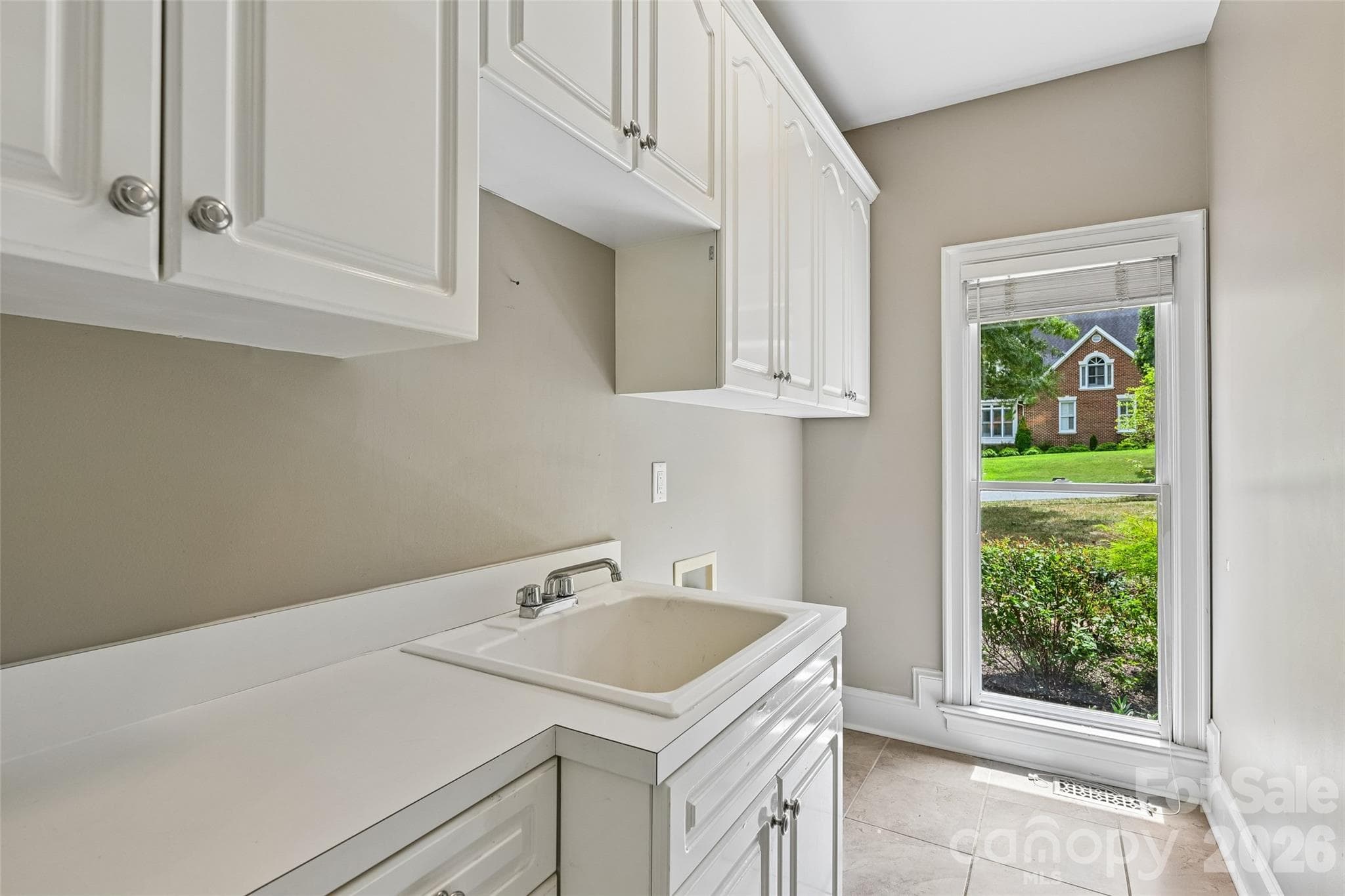 Single Family Residence at 5609 Camilla Drive, Charlotte, photo 33 of 48