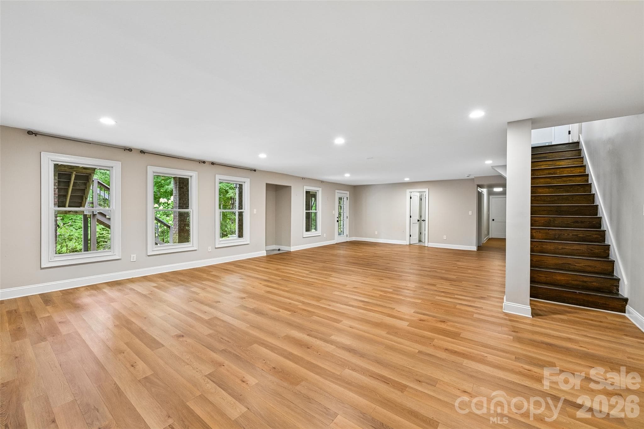 Single Family Residence at 5609 Camilla Drive, Charlotte, photo 34 of 48