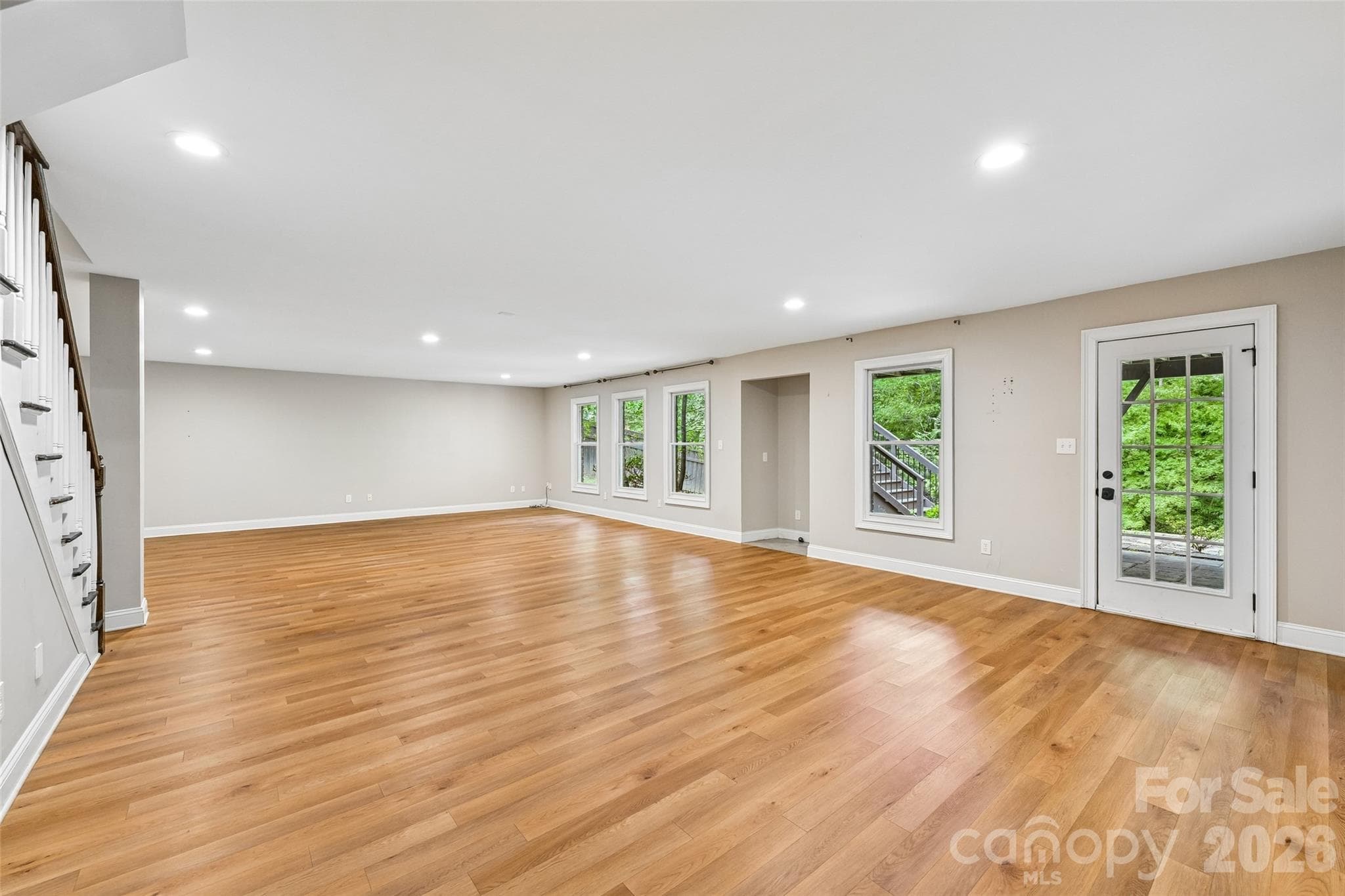 Single Family Residence at 5609 Camilla Drive, Charlotte, photo 35 of 48