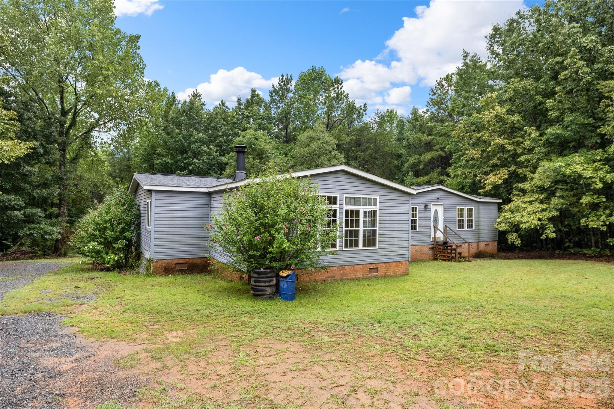 Single Family Residence at Kings Mountain, photo 6 of 39