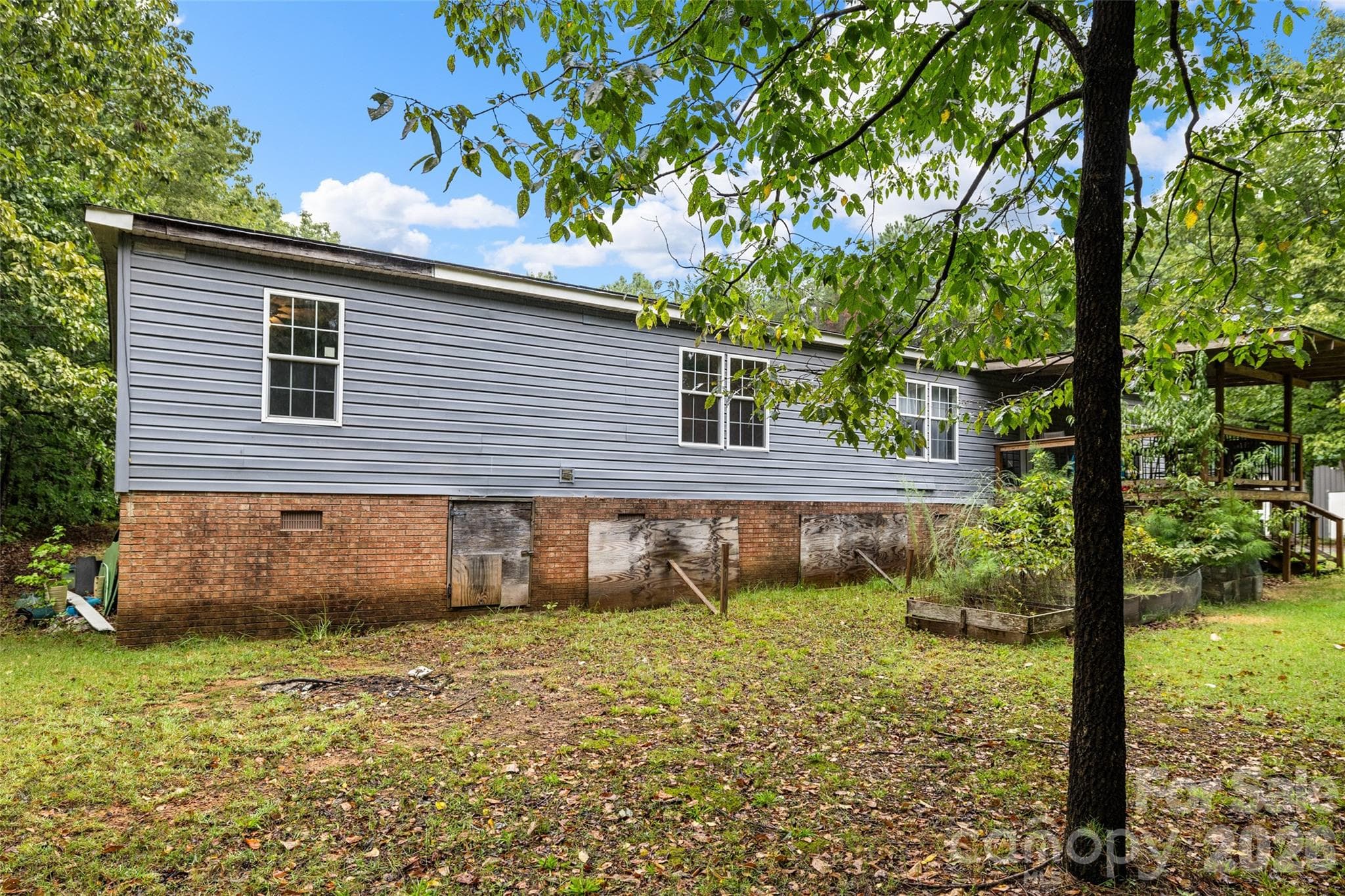 Single Family Residence at 135 Benton Road, Kings Mountain, photo 21 of 39
