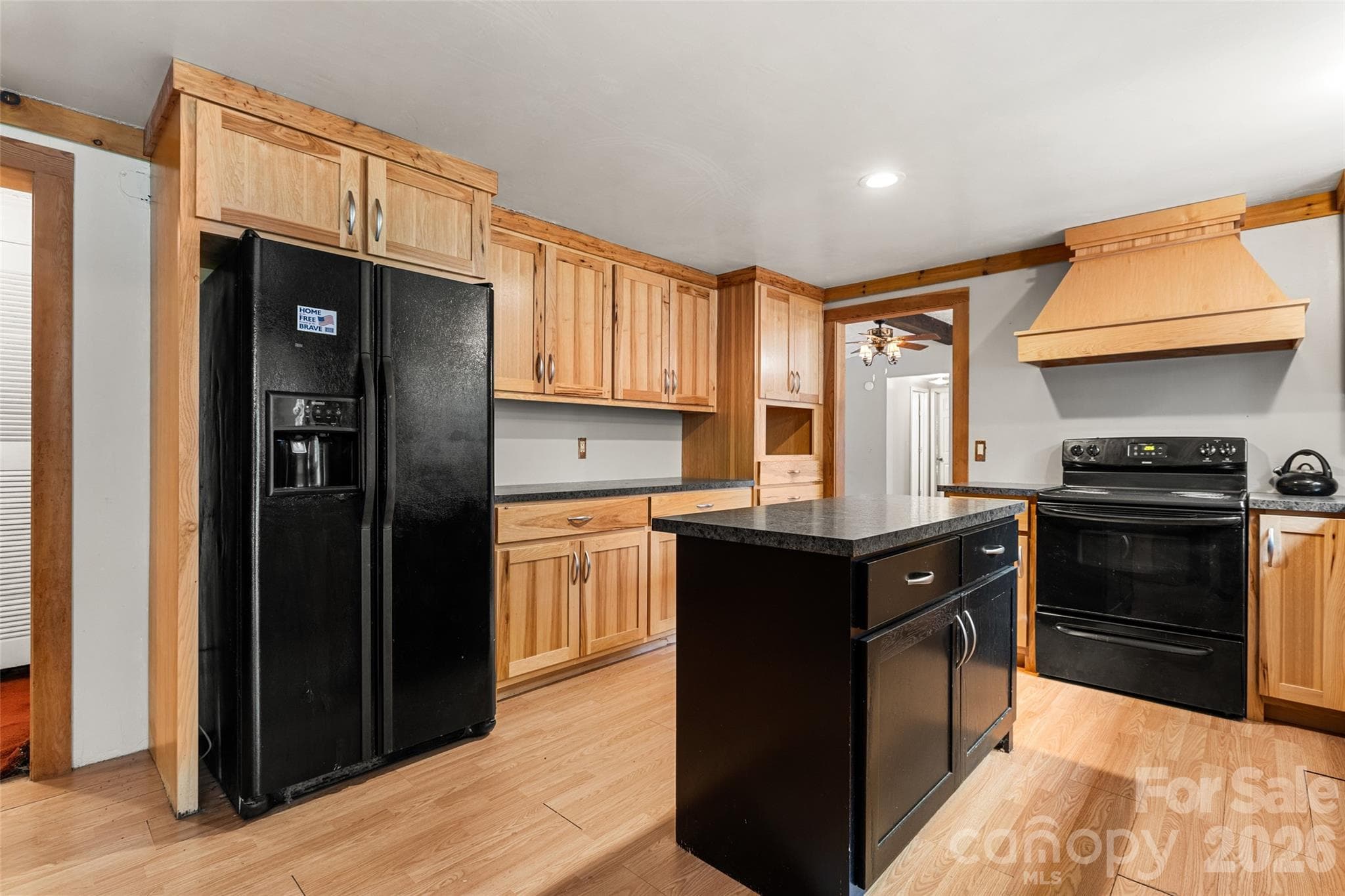 Single Family Residence at Kings Mountain, photo 5 of 39