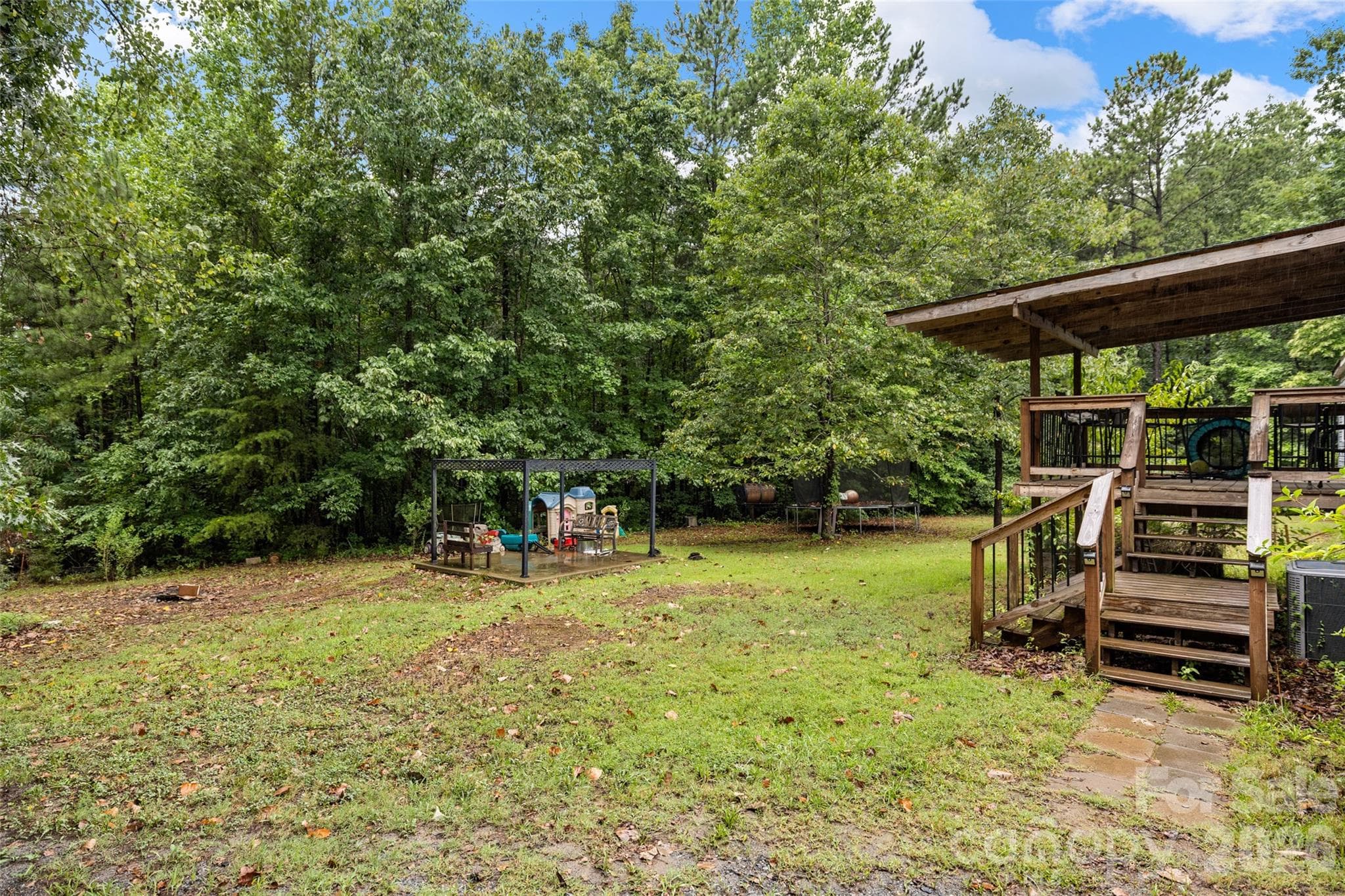 Single Family Residence at 135 Benton Road, Kings Mountain, photo 29 of 39