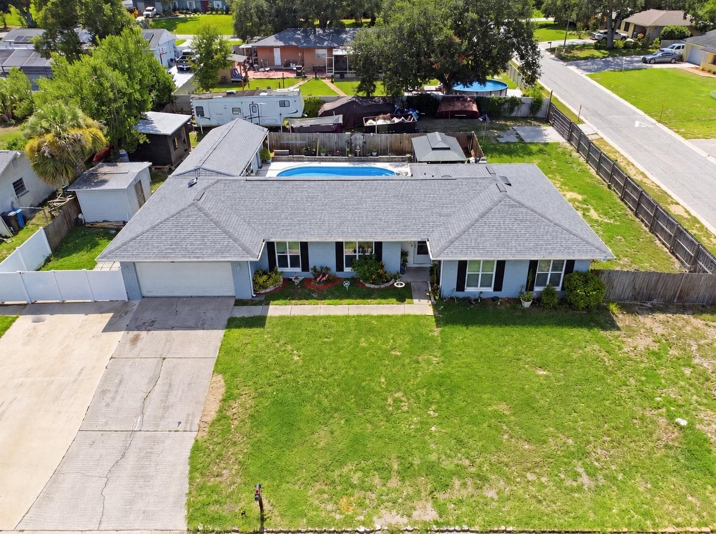1124 KING ARTHUR CT