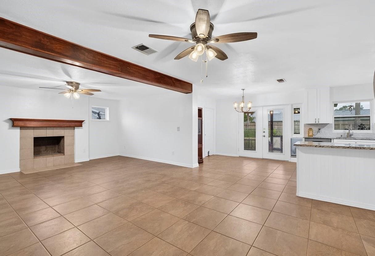 virtually unstaged - 5010 STOLLS AVE, TAMPA