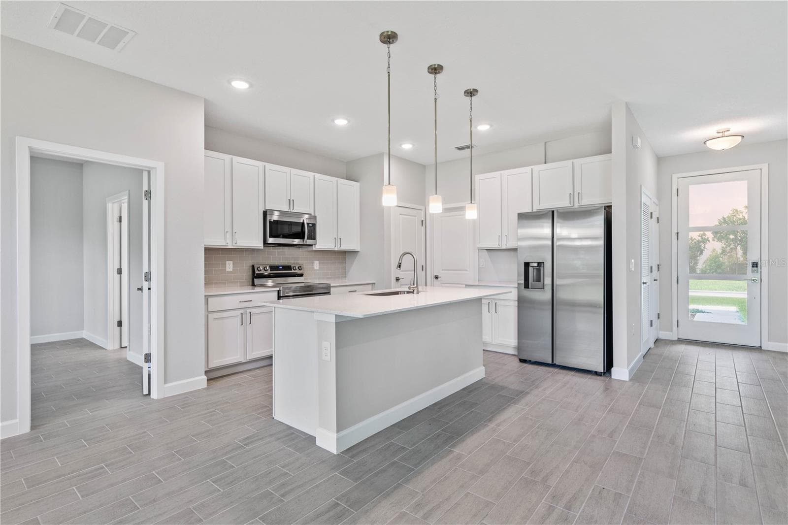 Single Family Residence at 17 EL DORADO BLVD N, CAPE CORAL, photo 9 of 27