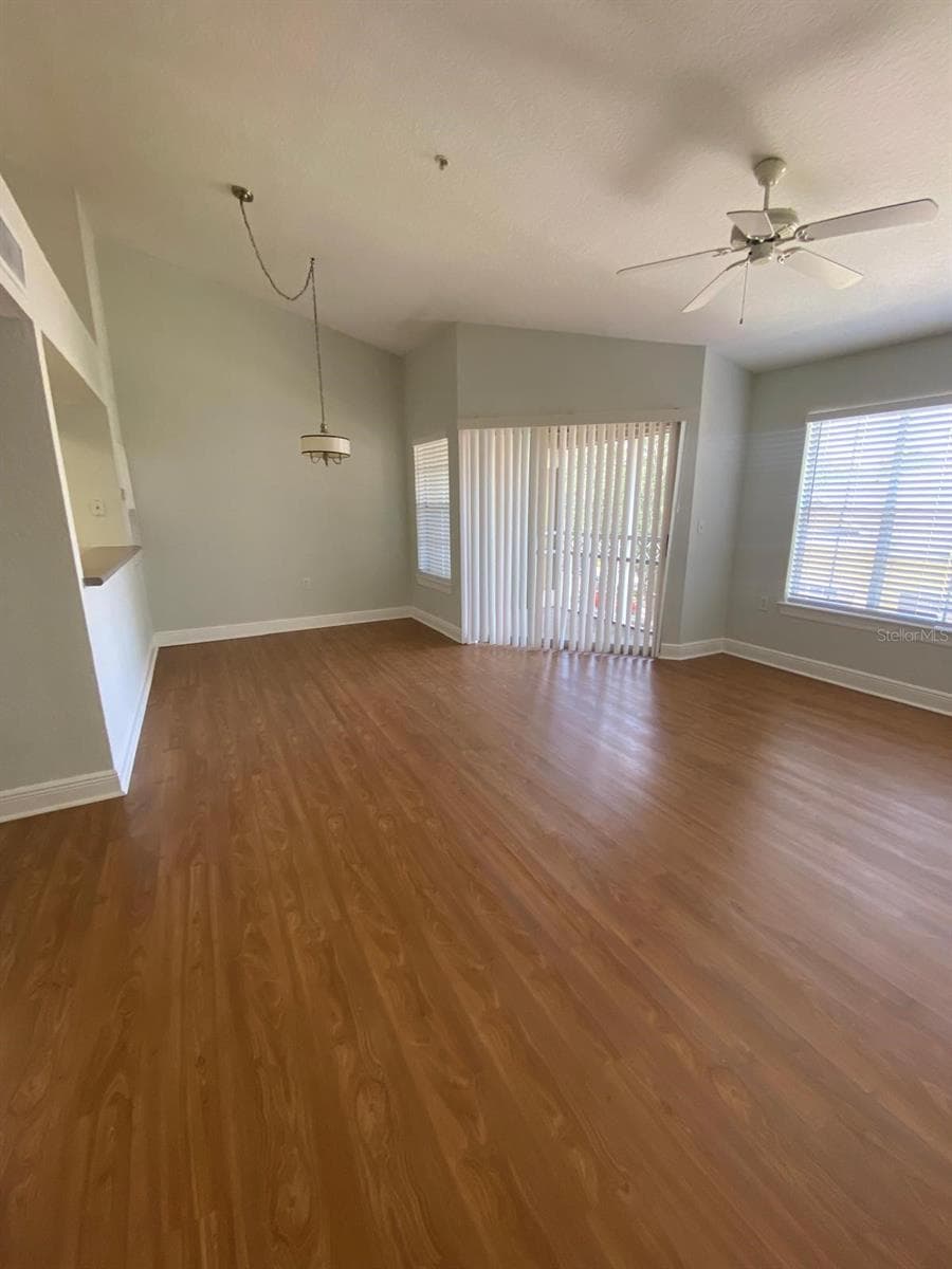 Living room - Dining room combo - 2336 MID TOWN TER #932, ORLANDO