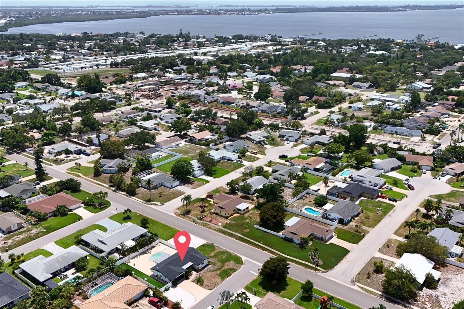 Single Family Residence at 7221 15TH AVENUE DRIVE W, BRADENTON, photo 2 of 20