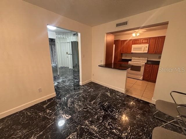 Condominium at 510 ORANGE DR #20, ALTAMONTE SPRINGS, photo 14 of 44