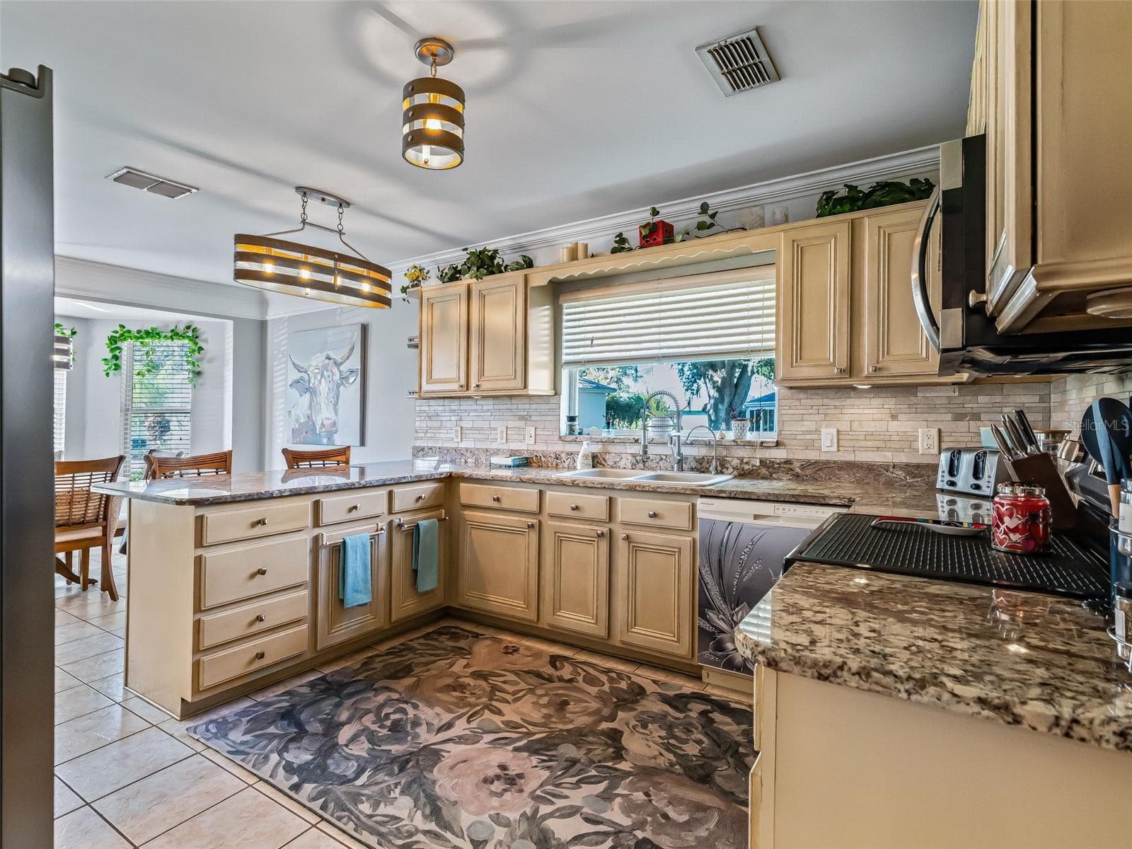 Single Family Residence at 609 ORTEGA WAY, THE VILLAGES, photo 10 of 62
