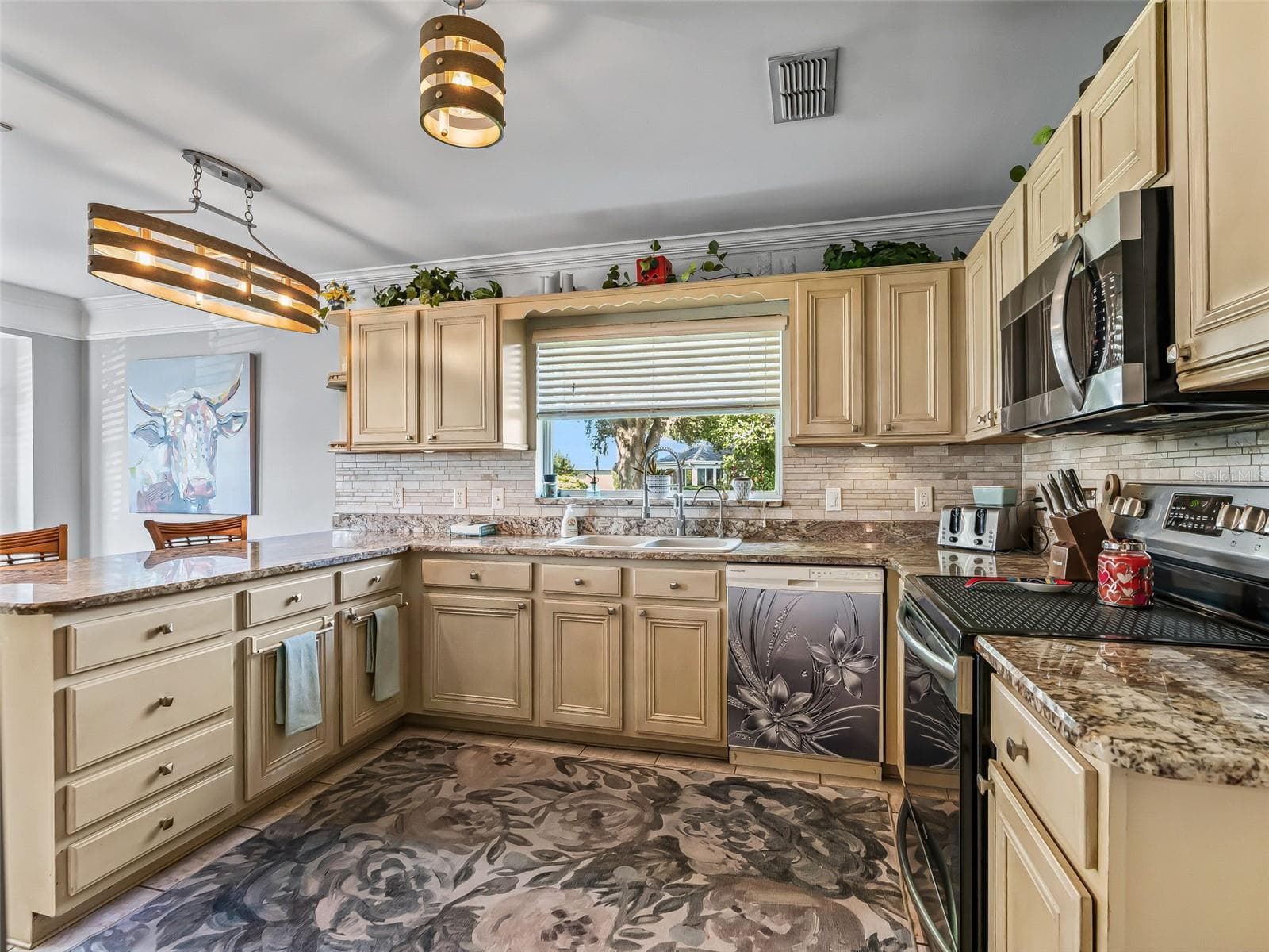 Single Family Residence at 609 ORTEGA WAY, THE VILLAGES, photo 11 of 62