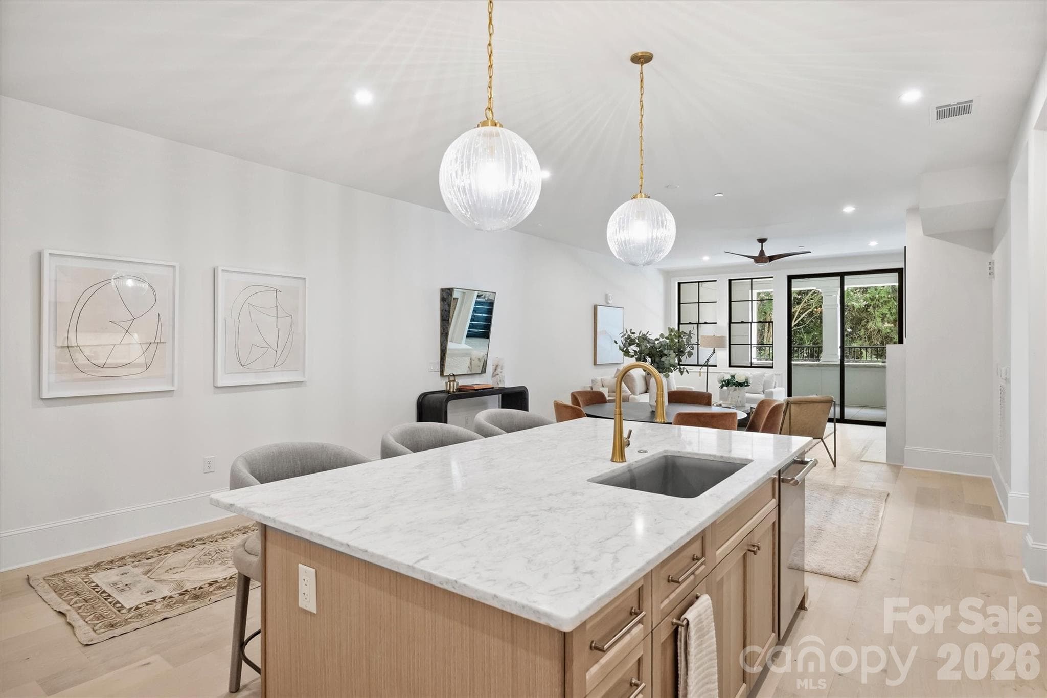 Condominium at 409 Queens Road, Charlotte, photo 13 of 47