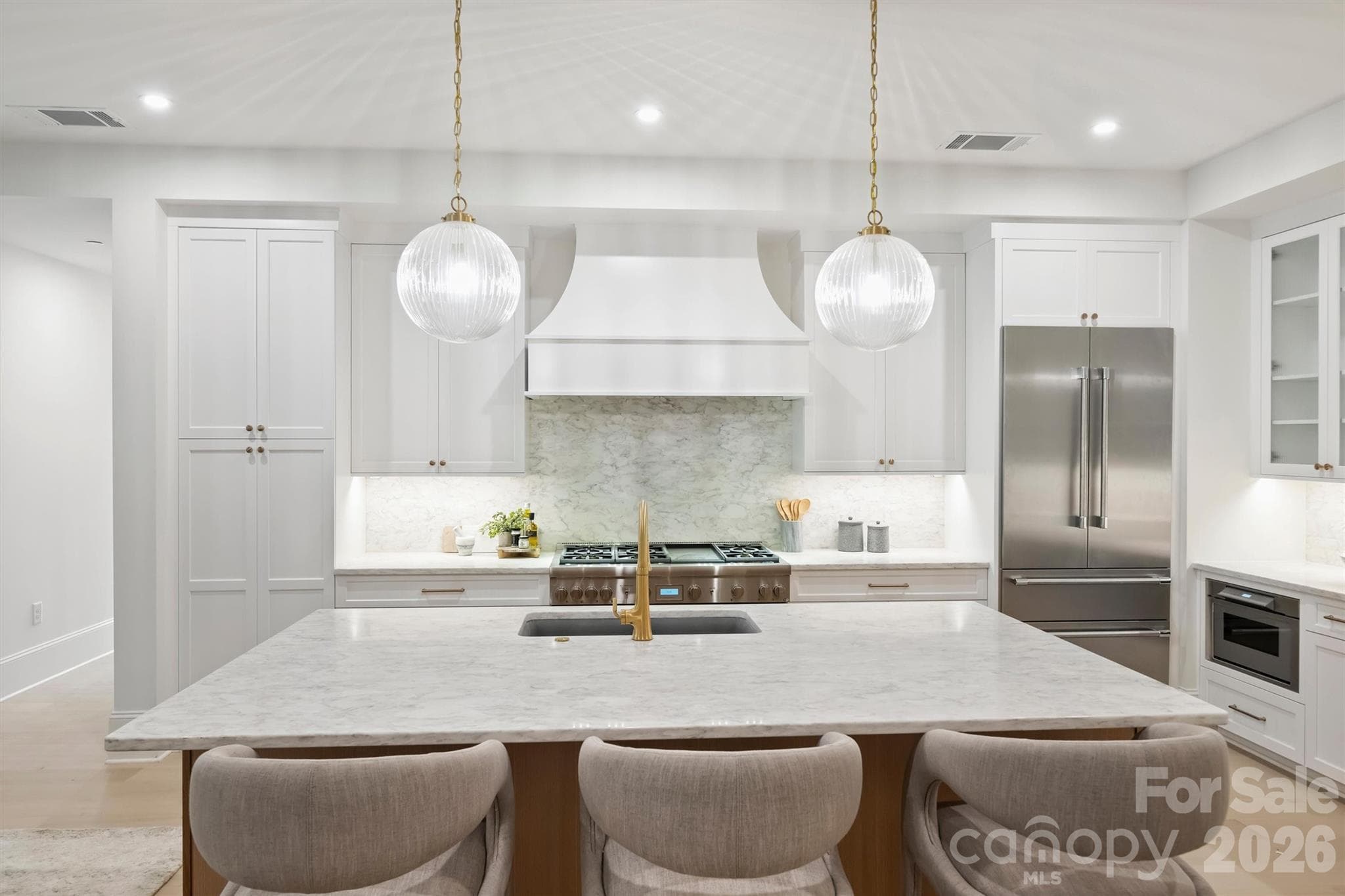 Condominium at 409 Queens Road, Charlotte, photo 15 of 47