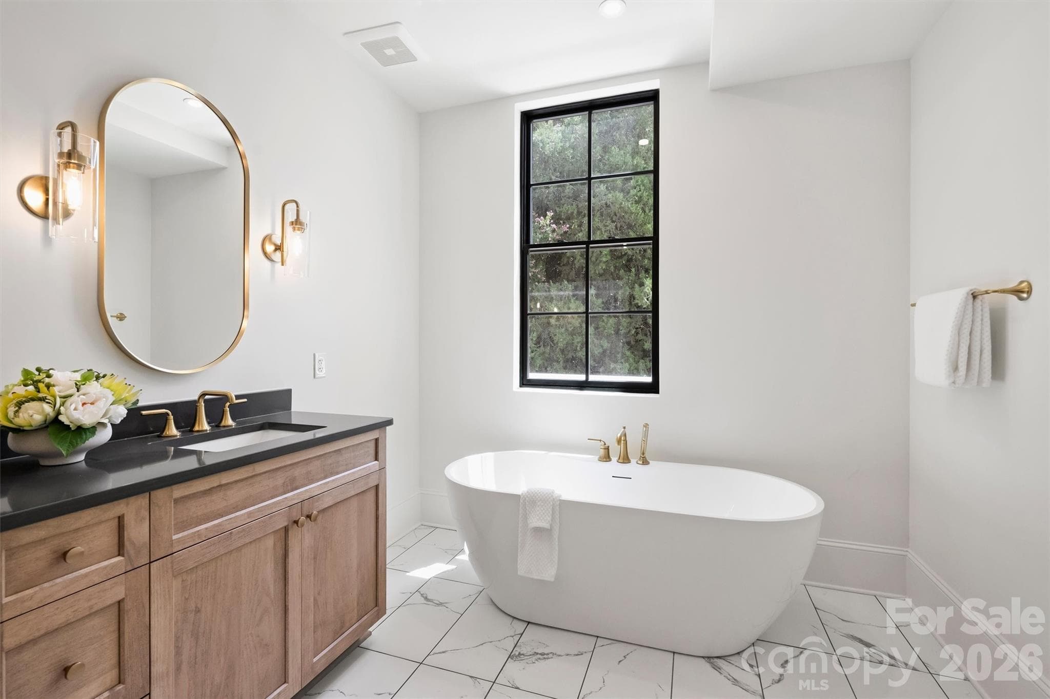 Condominium at 409 Queens Road, Charlotte, photo 25 of 47