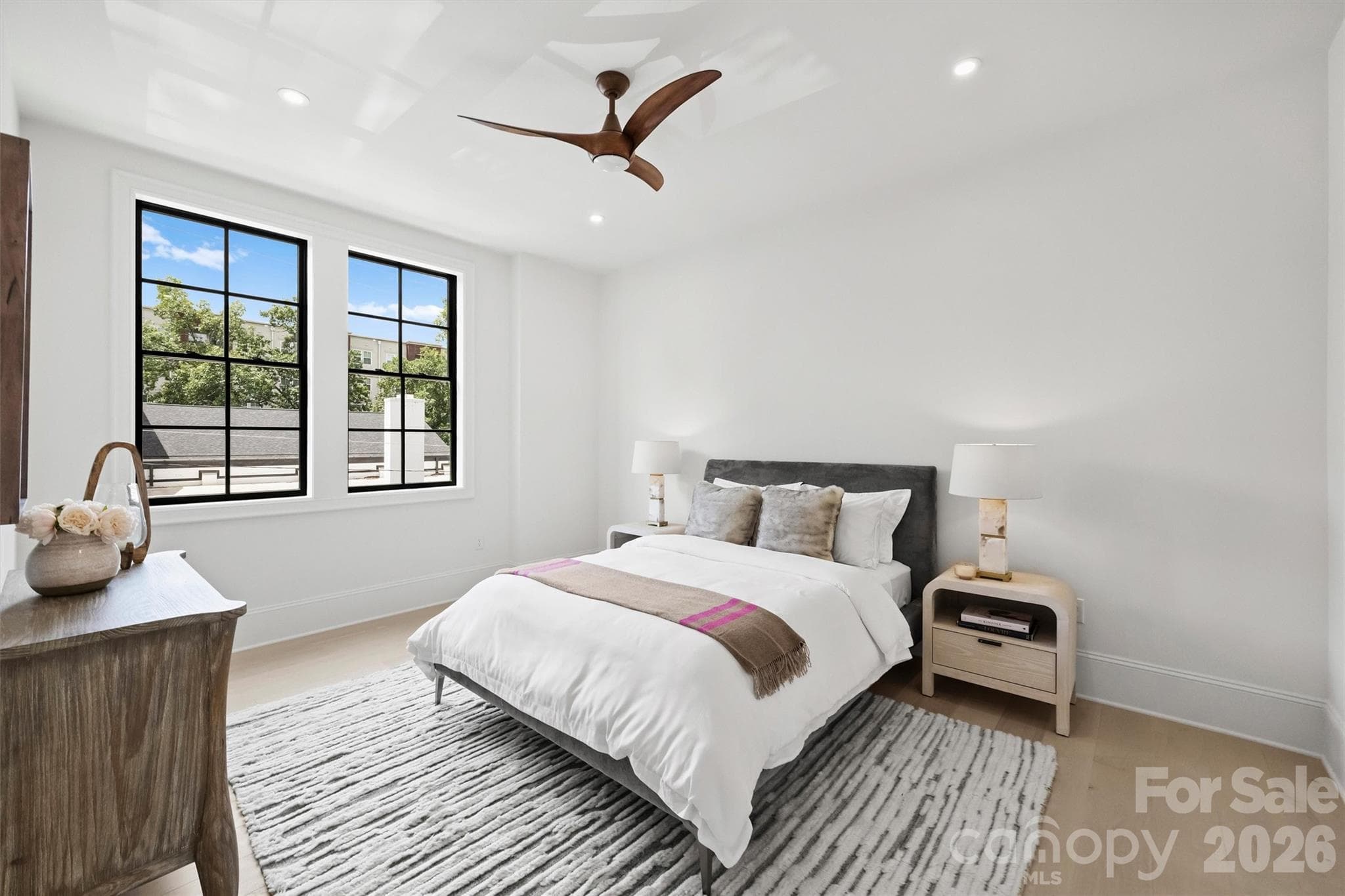 Condominium at 409 Queens Road, Charlotte, photo 28 of 47