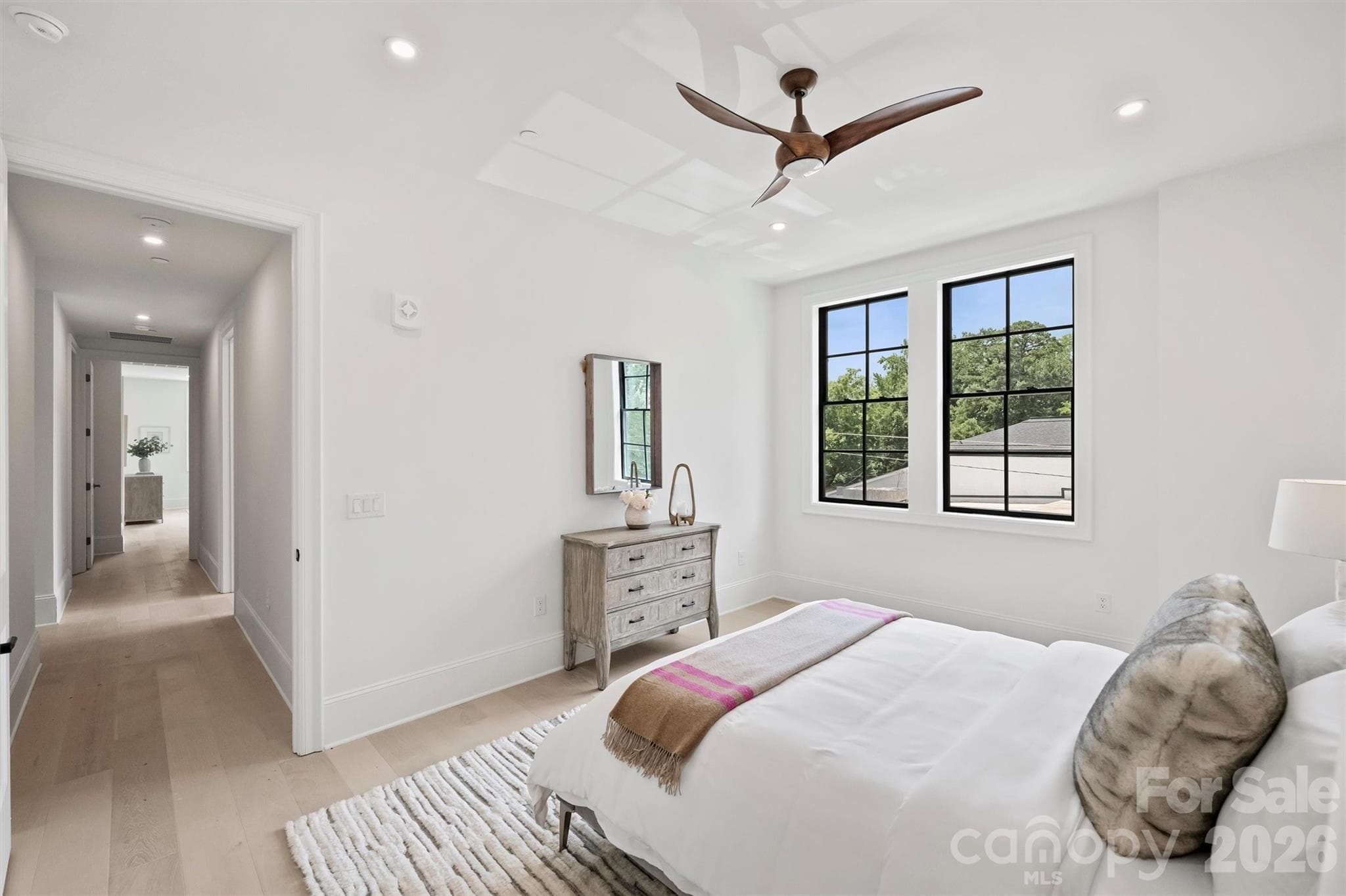 Condominium at 409 Queens Road, Charlotte, photo 29 of 47