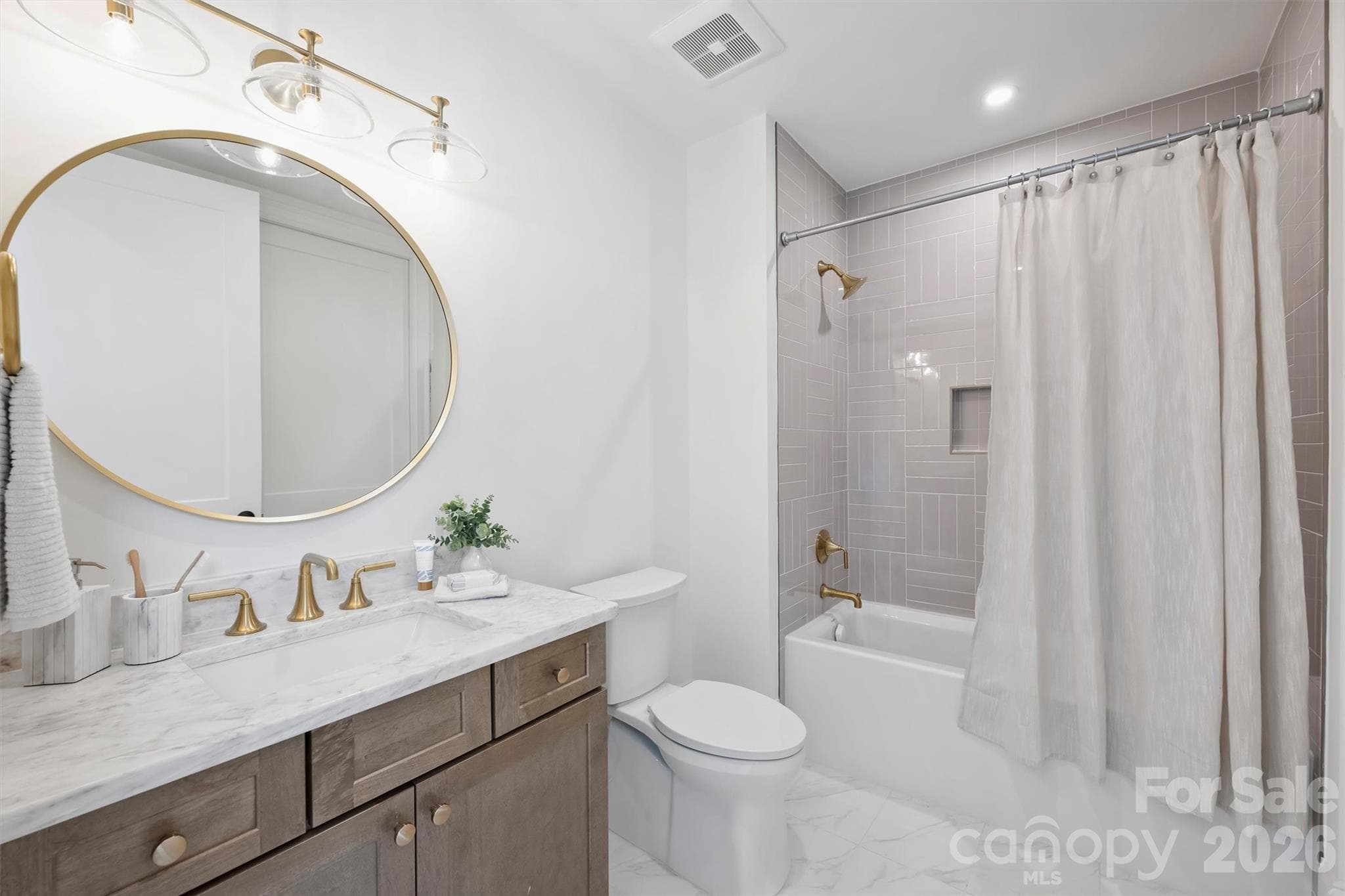 Condominium at 409 Queens Road, Charlotte, photo 33 of 47