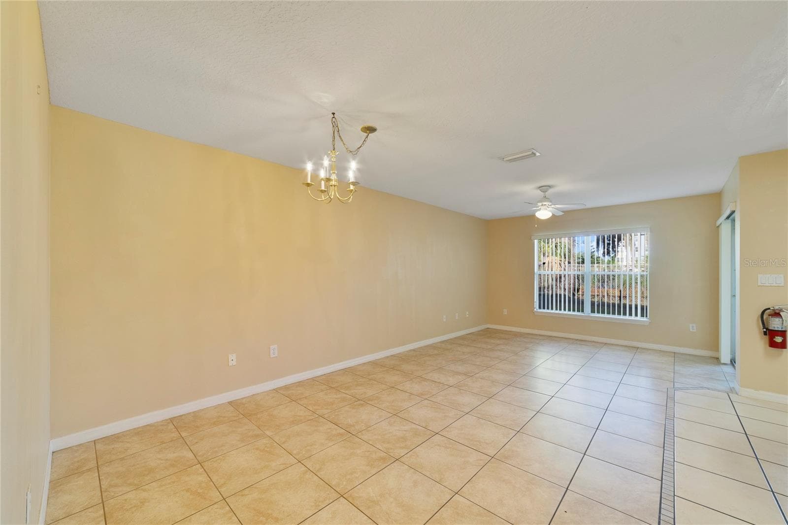 Condominium at 2764 CLUB CORTILE CIR, KISSIMMEE, photo 3 of 27