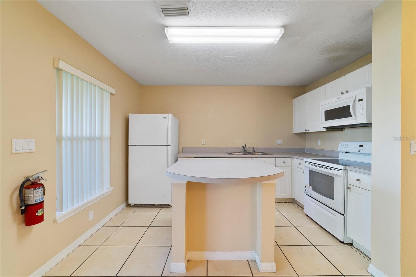 Condominium at 2764 CLUB CORTILE CIR, KISSIMMEE, photo 6 of 27