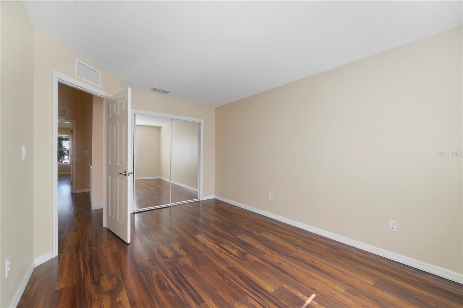 Condominium at 2764 CLUB CORTILE CIR, KISSIMMEE, photo 14 of 27