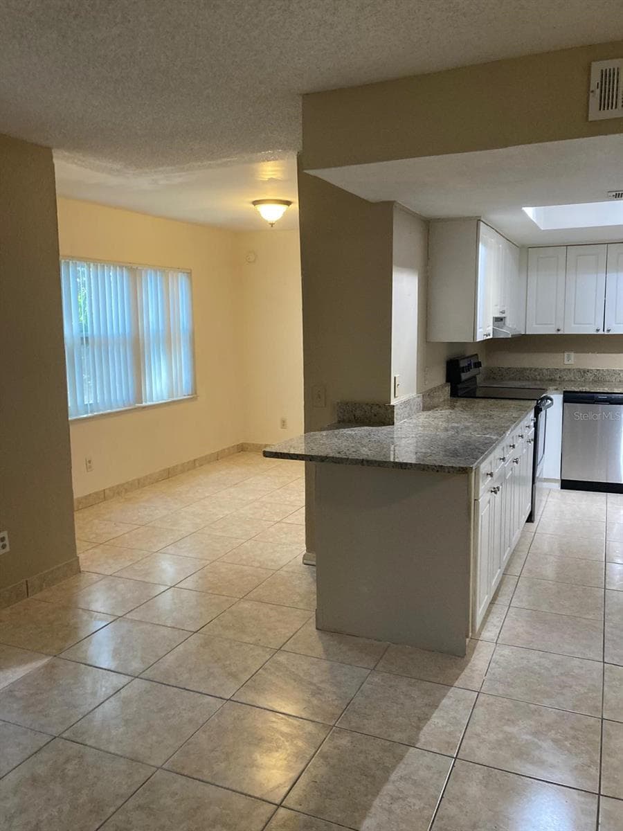 Condominium at 9911 TURF CT #2, ORLANDO, photo 4 of 12