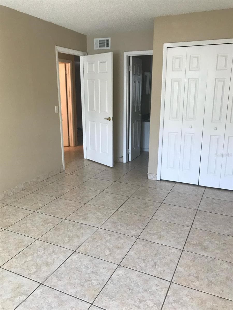 Condominium at 9911 TURF CT #2, ORLANDO, photo 5 of 12