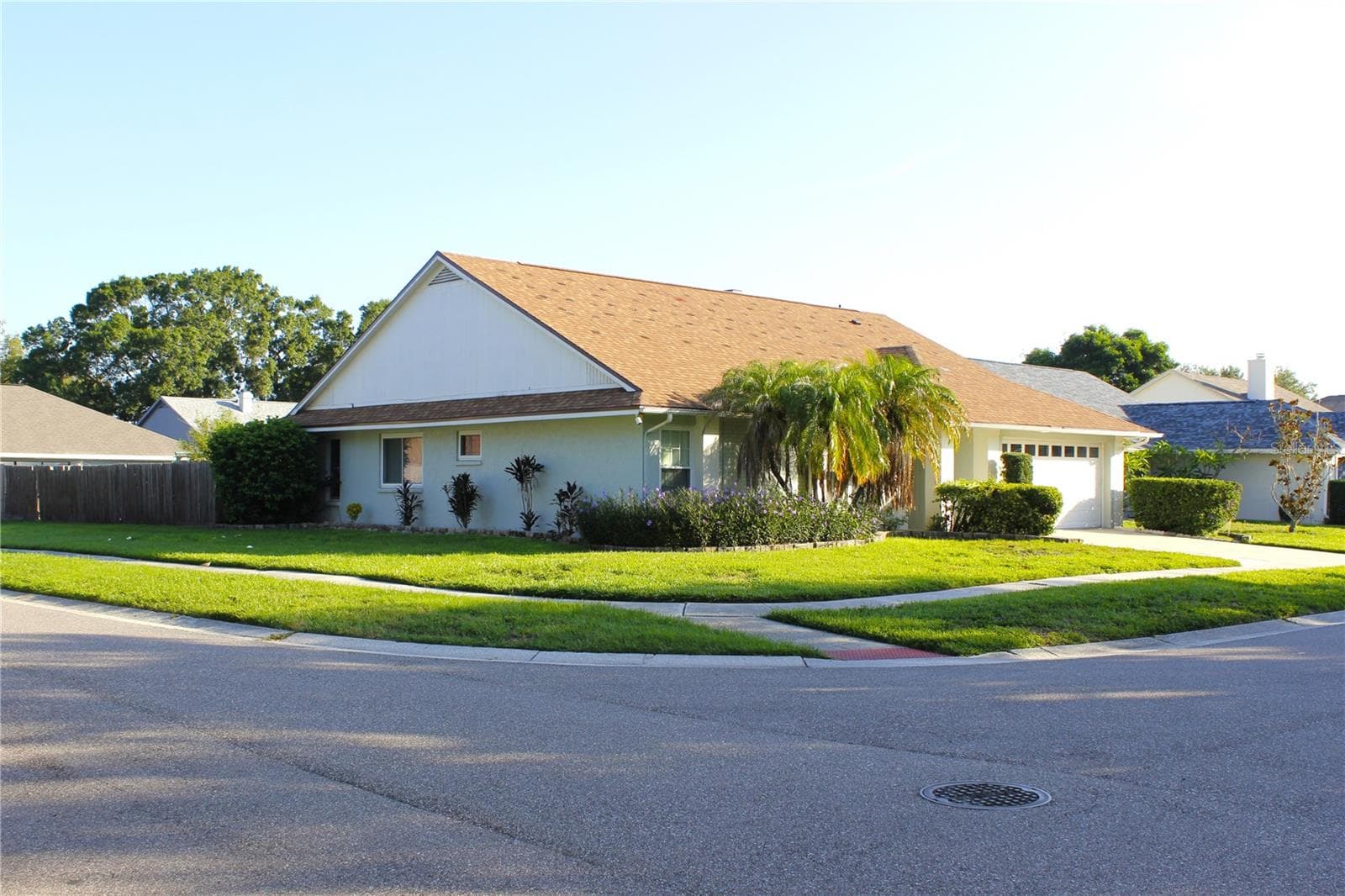 Single Family Residence at 1913 FIRETHORN CT, BRANDON, photo 3 of 58