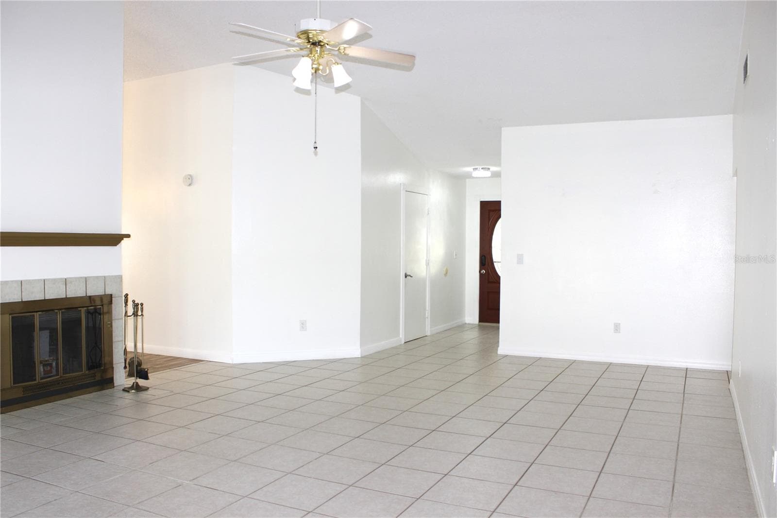 Single Family Residence at 1913 FIRETHORN CT, BRANDON, photo 15 of 58