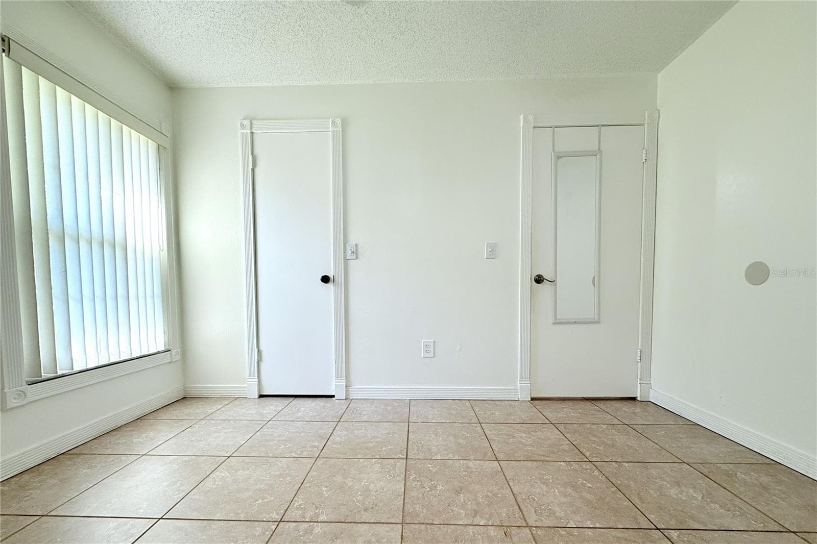 Single Family Residence at 1913 FIRETHORN CT, BRANDON, photo 43 of 58