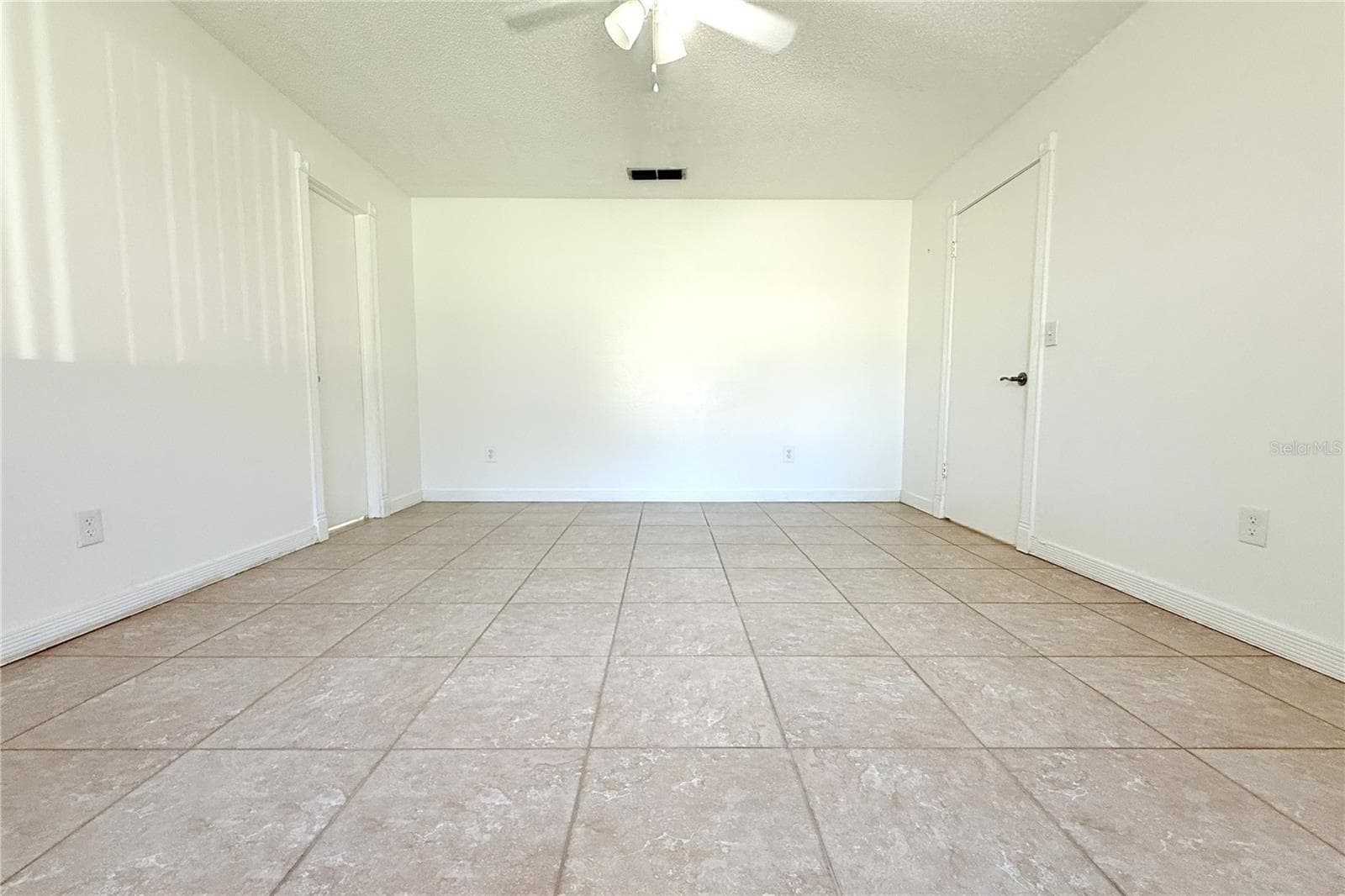 Single Family Residence at 1913 FIRETHORN CT, BRANDON, photo 51 of 58