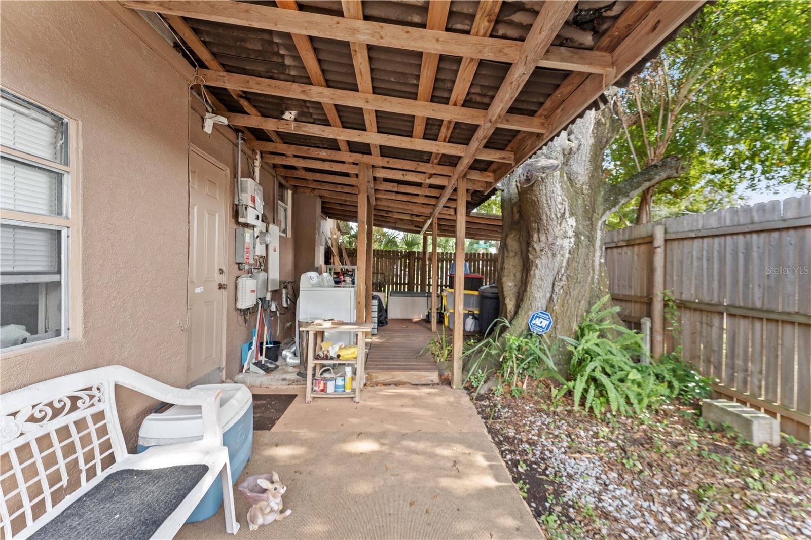 Single Family Residence at 2615 W COMANCHE AVE, TAMPA, photo 8 of 44