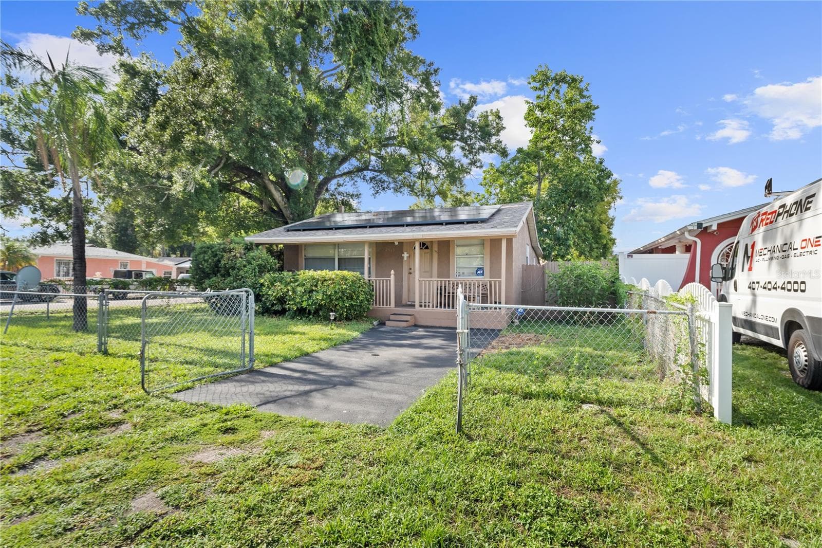 Single Family Residence at 2615 W COMANCHE AVE, TAMPA, photo 12 of 44