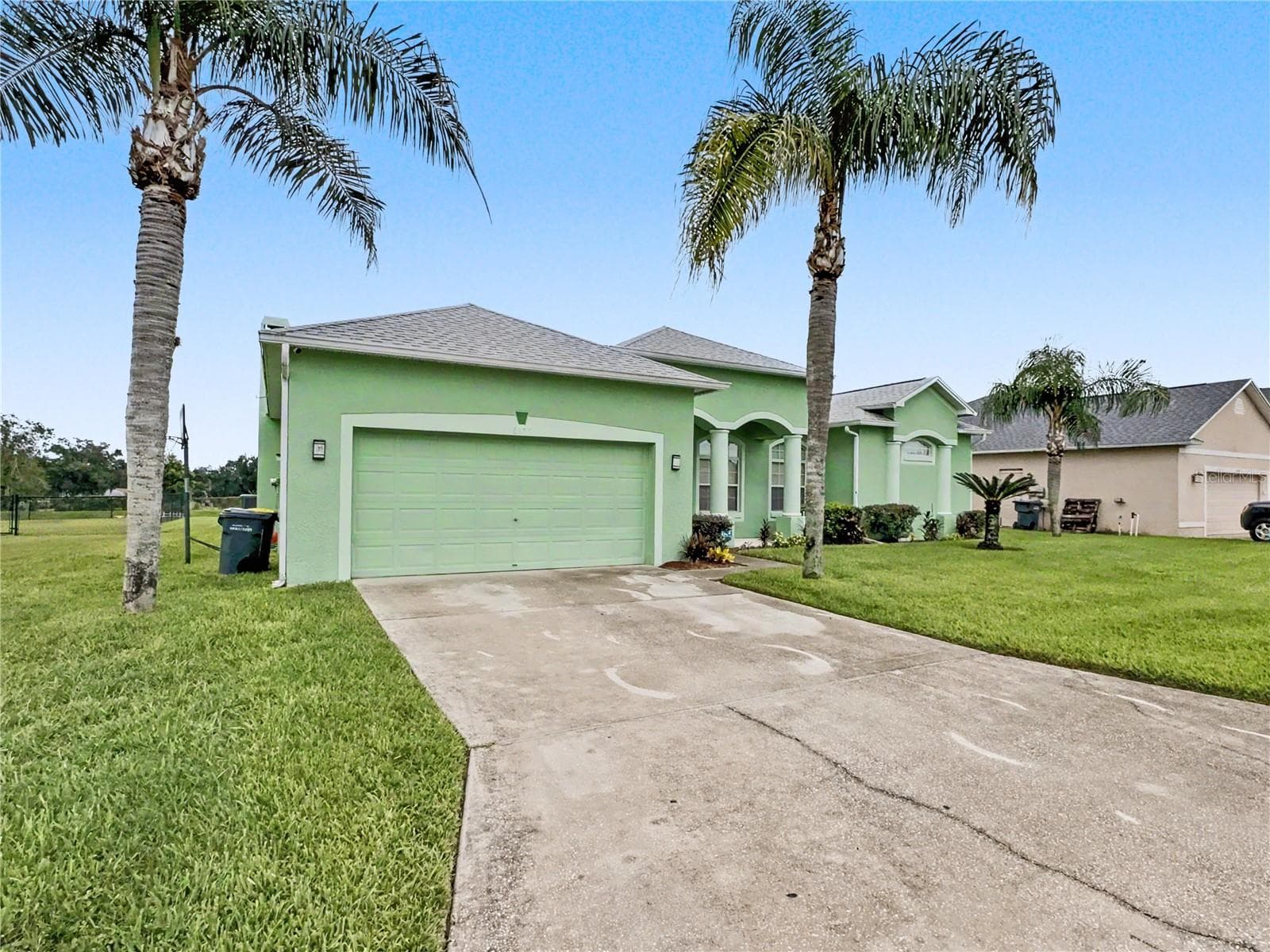 Single Family Residence at 8155 WOODVINE CIR, LAKELAND, photo 19 of 22