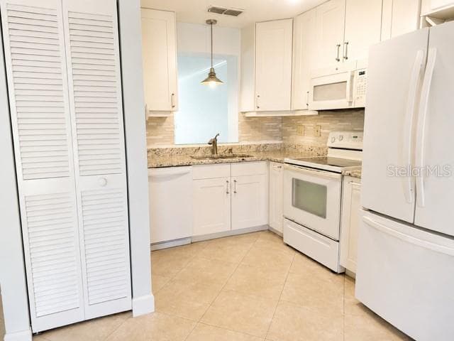 Condominium at 2106 GULF VIEW BLVD #2106, DUNEDIN, photo 8 of 24