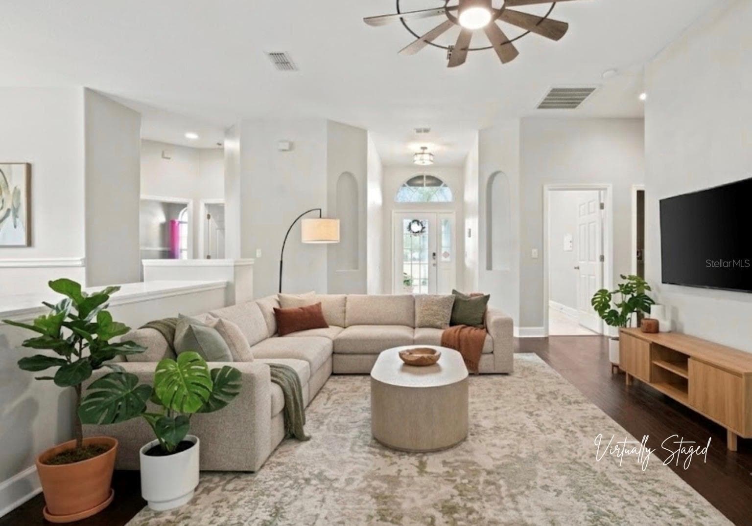 Single Family Residence at 5517 GREYSTONE DR, SPRING HILL, photo 8 of 44