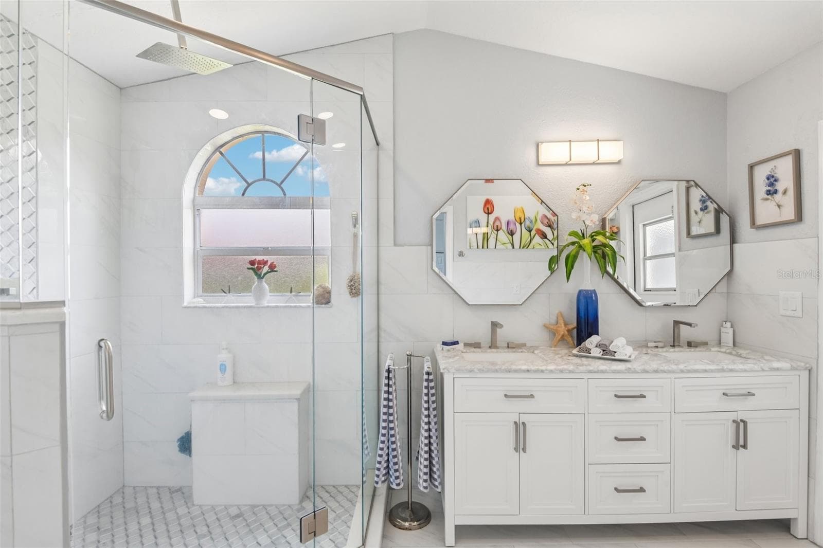 Villa at 9330 NEW ORLEANS DR, WEEKI WACHEE, photo 5 of 42