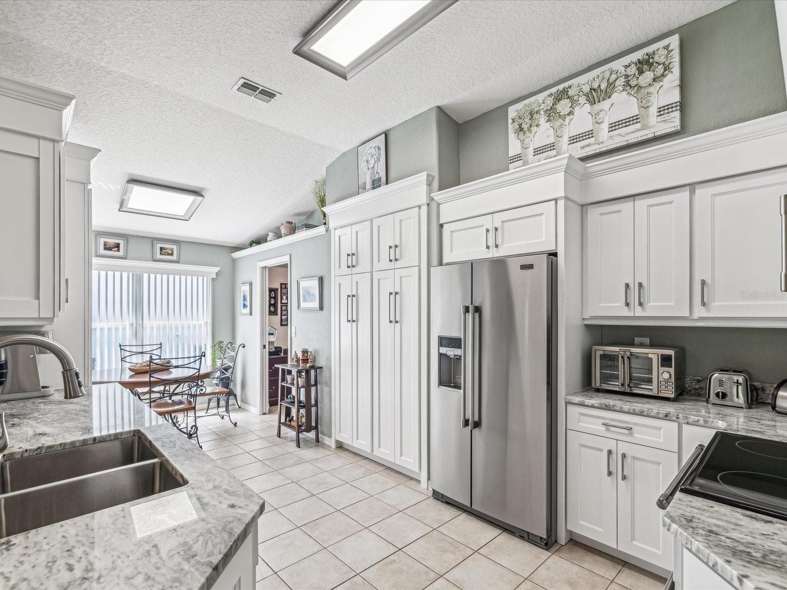 Single Family Residence at 11404 TURTLE DOVE PL, NEW PORT RICHEY, photo 11 of 67