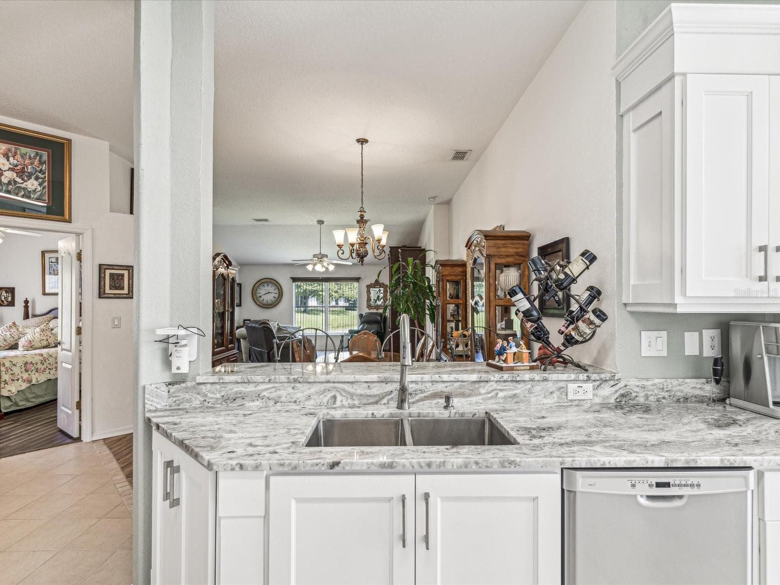 Single Family Residence at 11404 TURTLE DOVE PL, NEW PORT RICHEY, photo 12 of 67