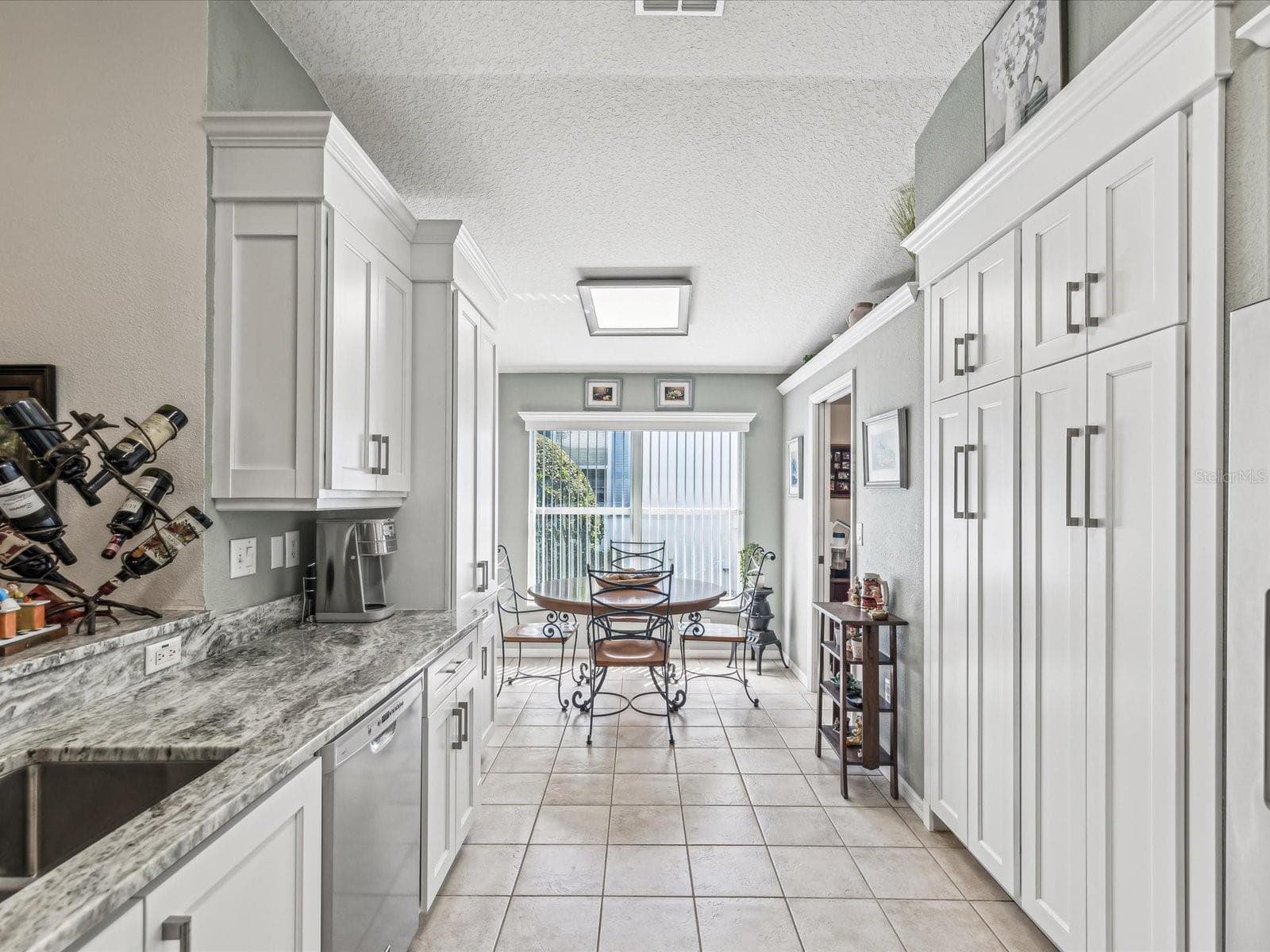 Single Family Residence at 11404 TURTLE DOVE PL, NEW PORT RICHEY, photo 13 of 67