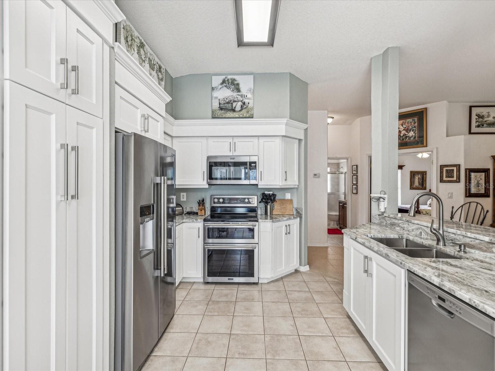 Single Family Residence at 11404 TURTLE DOVE PL, NEW PORT RICHEY, photo 14 of 67