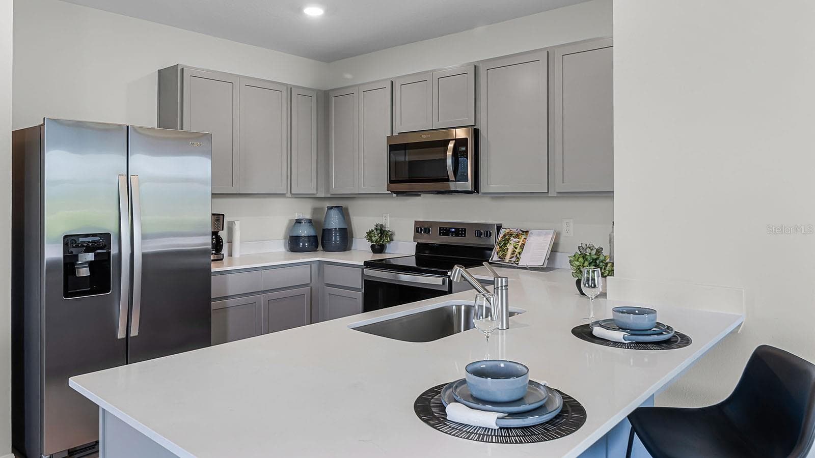 Single Family Residence at 5584 TAVERNA LOOP, WINTER HAVEN, photo 8 of 29