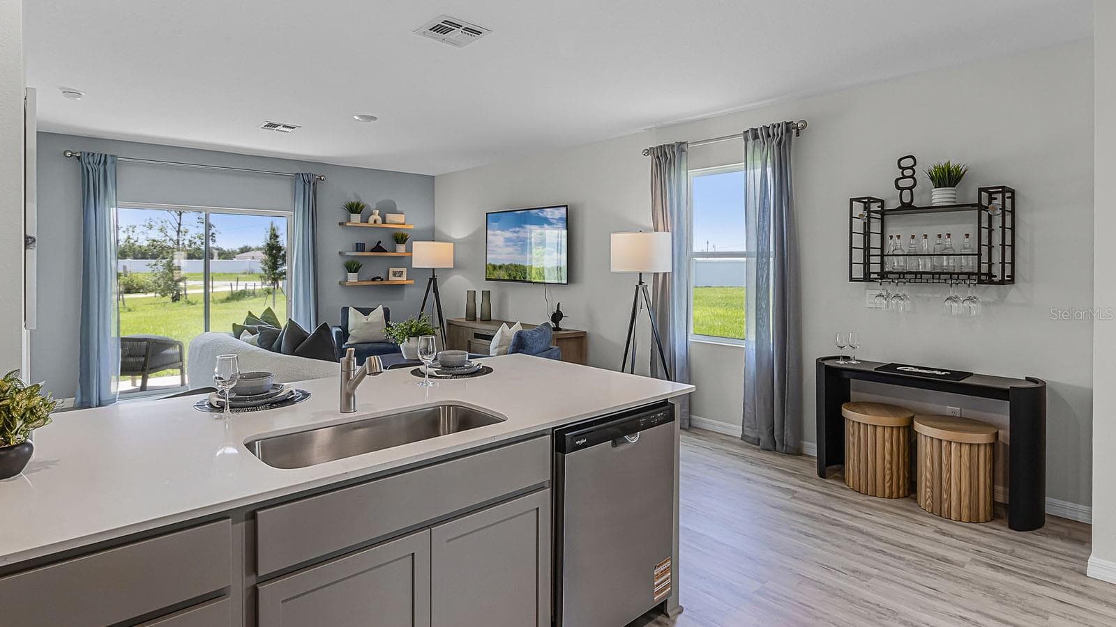 Single Family Residence at 5584 TAVERNA LOOP, WINTER HAVEN, photo 11 of 29